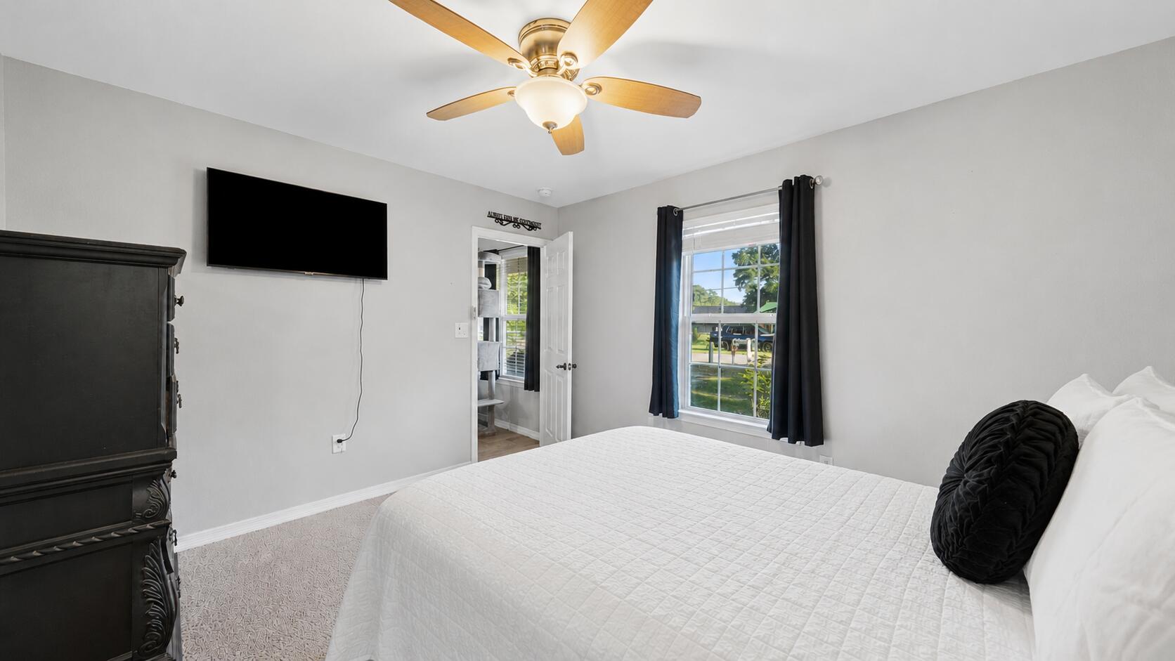 MORRIS ADDN TO CRESTVIEW - Residential