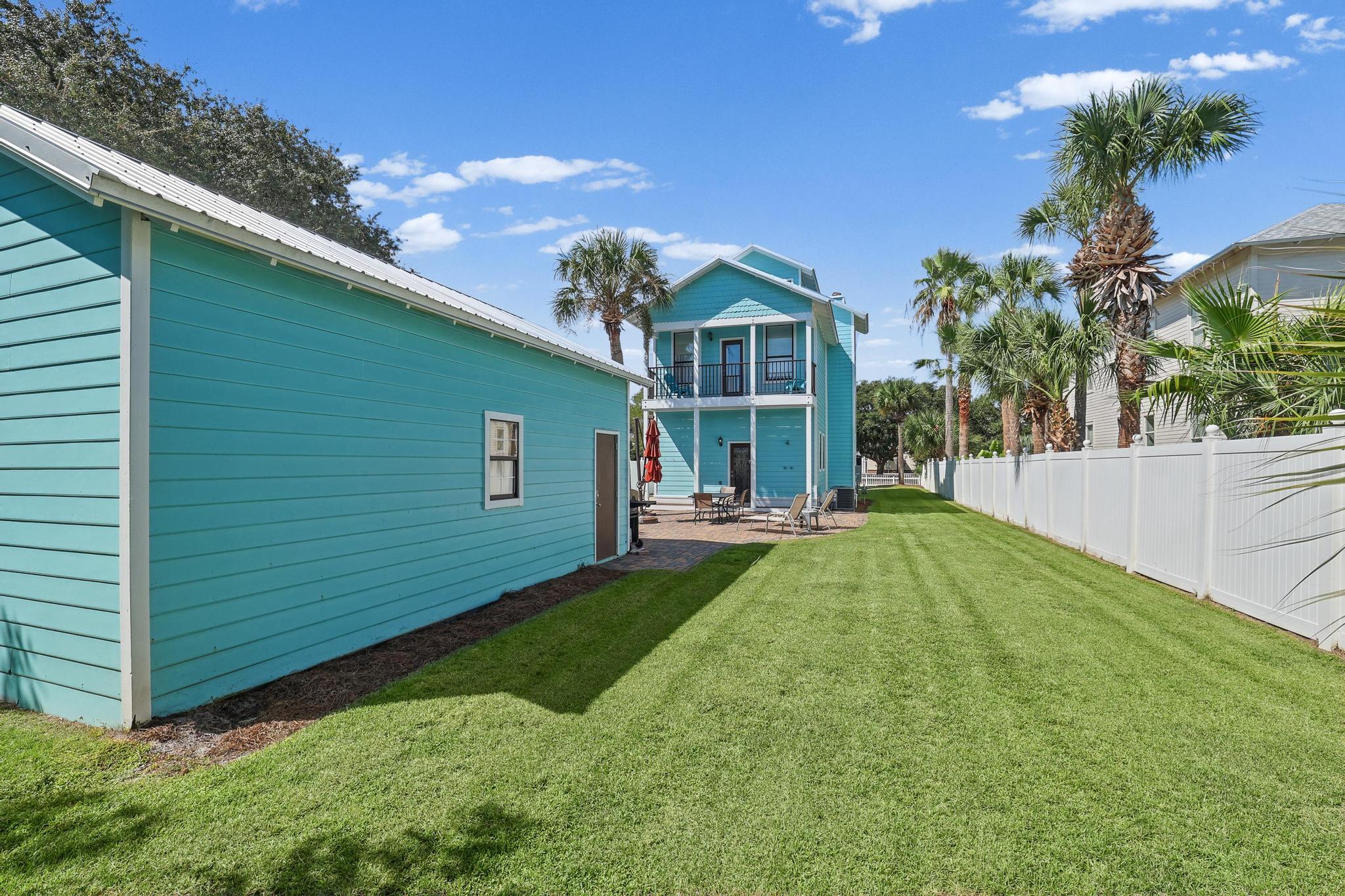 CRYSTAL BEACH - Residential