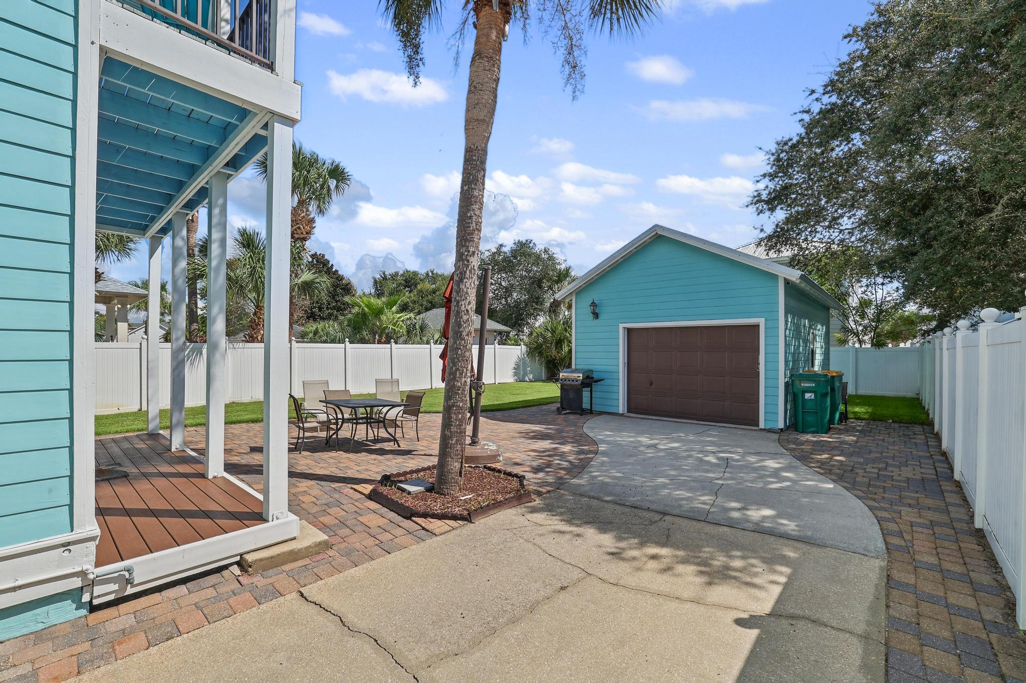 CRYSTAL BEACH - Residential