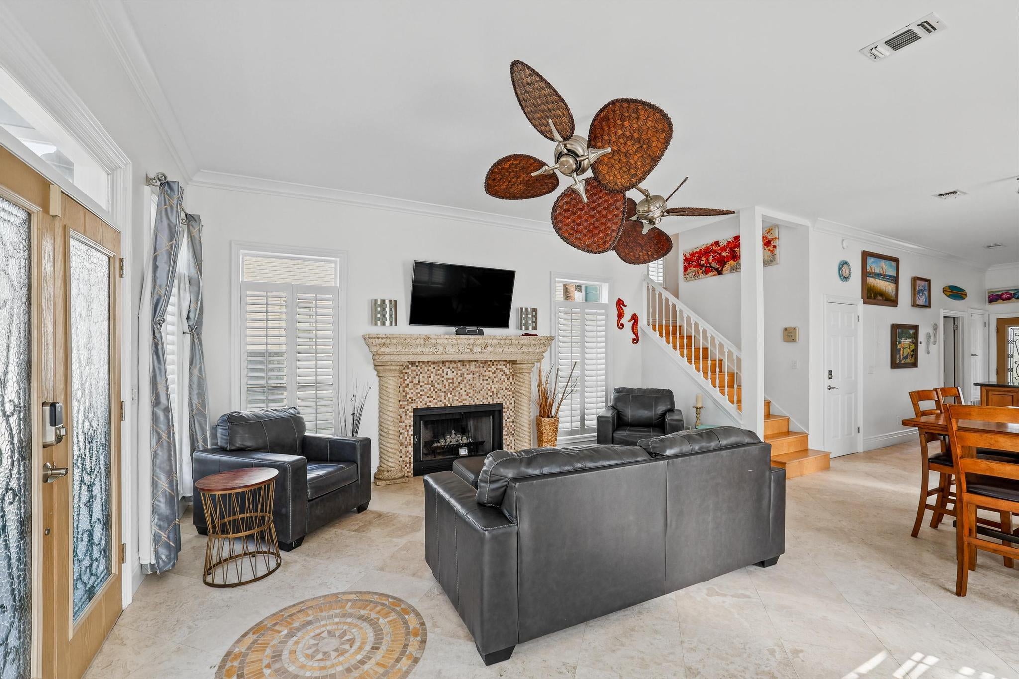 CRYSTAL BEACH - Residential