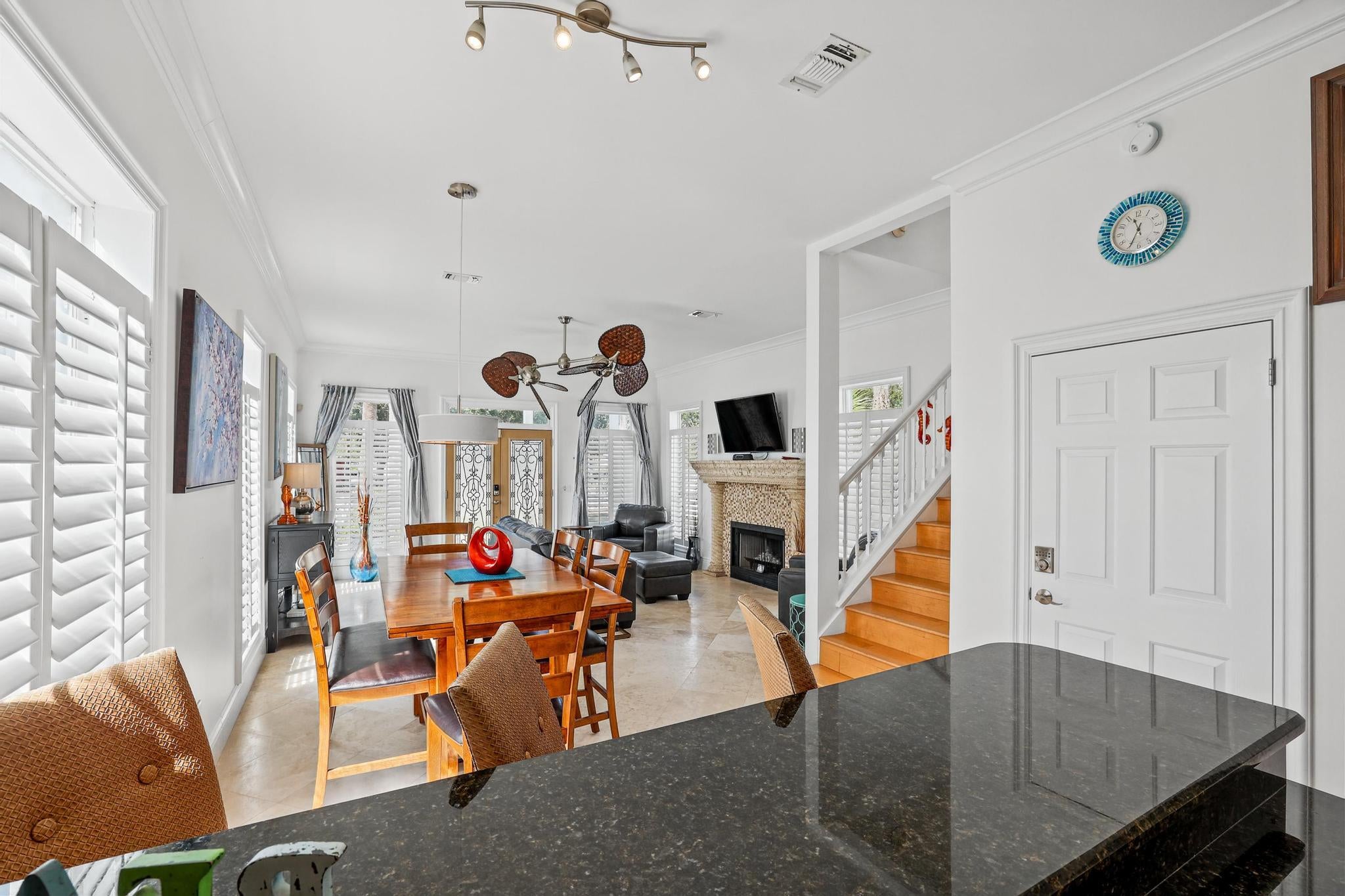 CRYSTAL BEACH - Residential