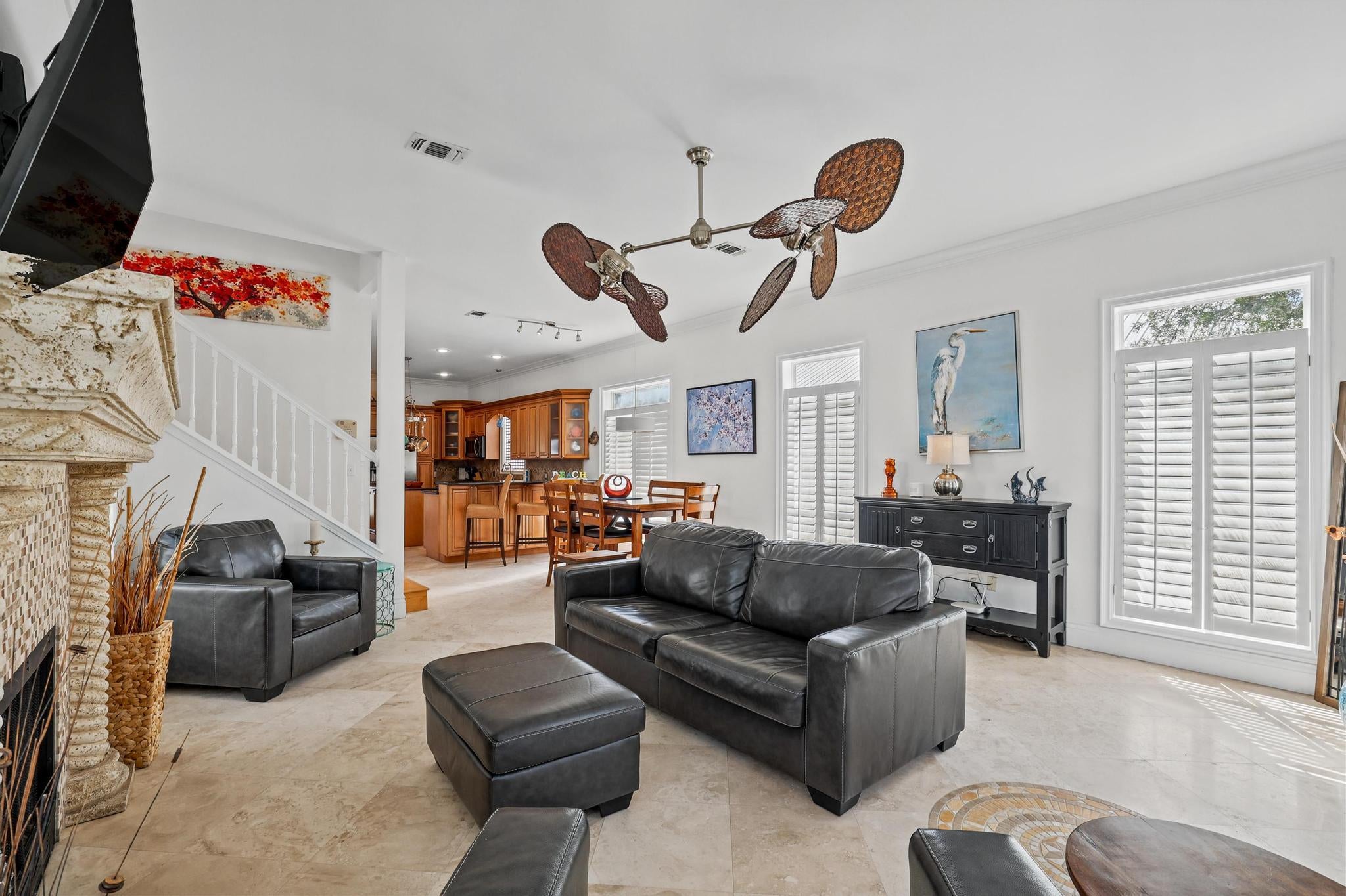 CRYSTAL BEACH - Residential