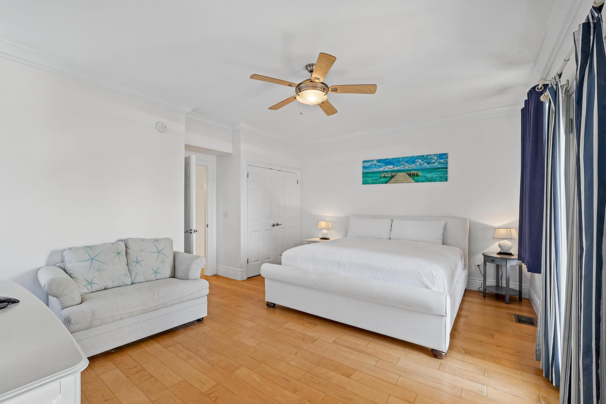 CRYSTAL BEACH - Residential