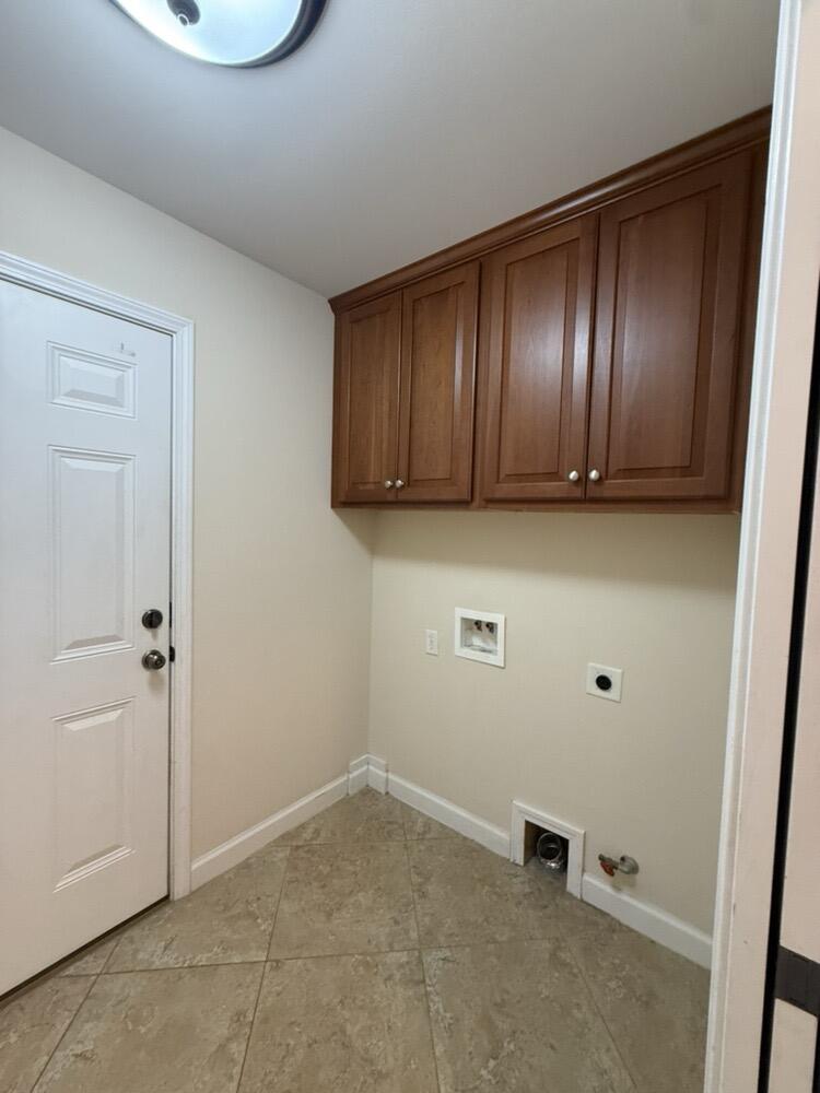 WOODRIDGE - Residential Lease