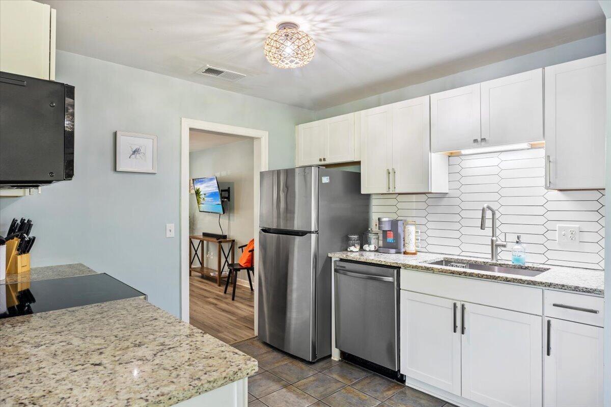GARNIERS BEACH - Residential