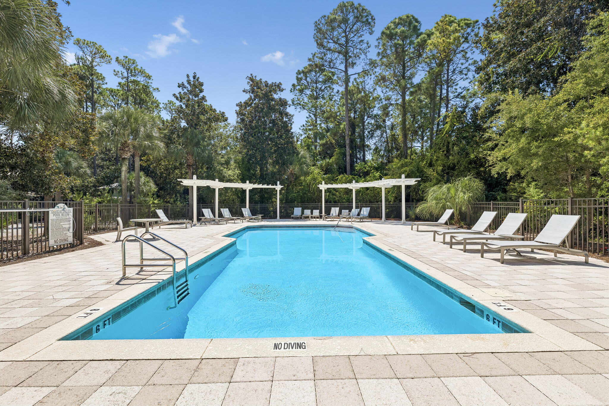 GROVE BY THE SEA - Residential