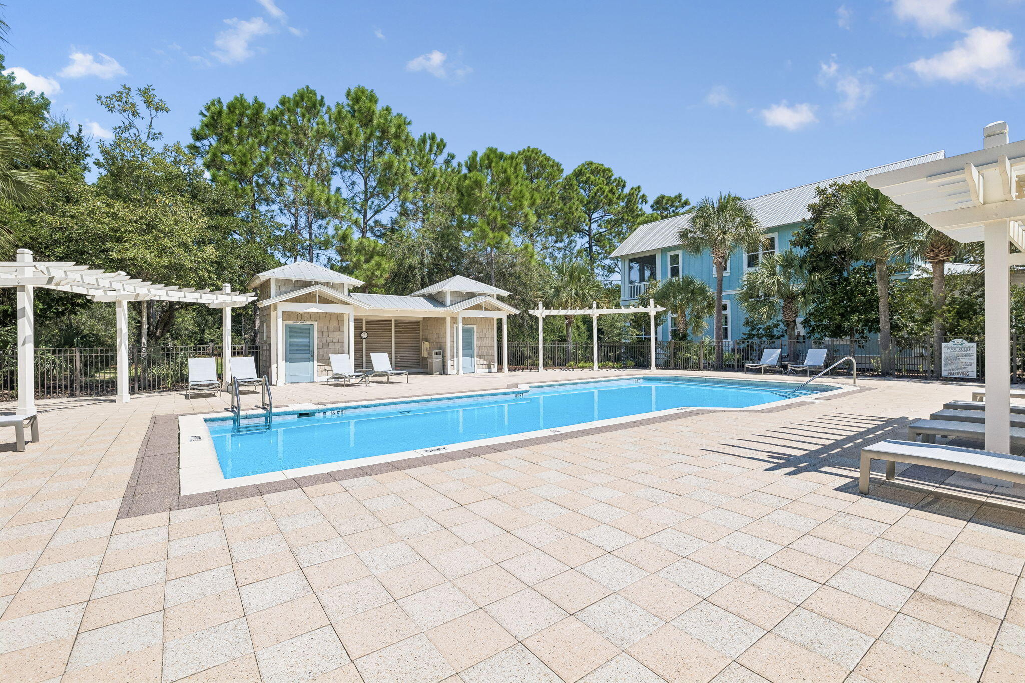GROVE BY THE SEA - Residential