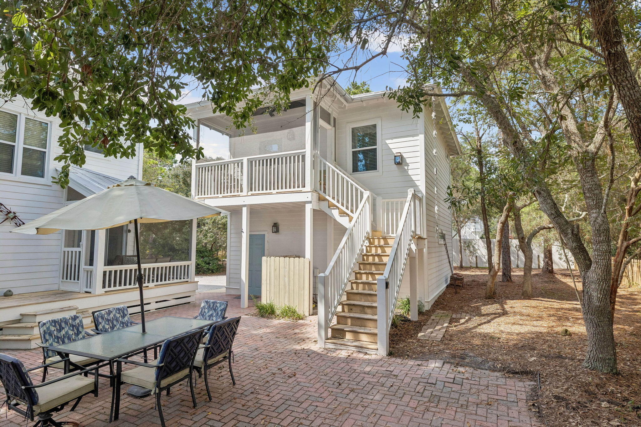 GROVE BY THE SEA - Residential