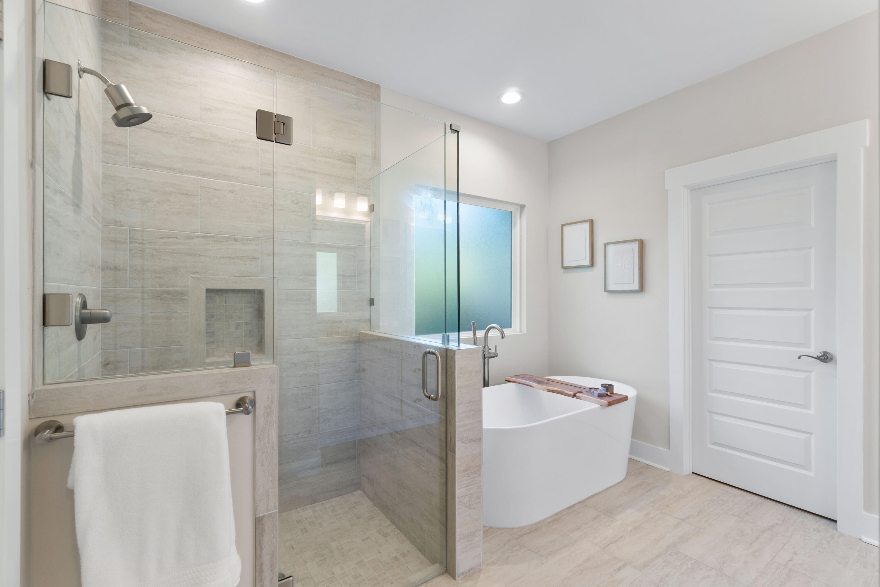 BLUEWATER COMMON - Residential Lease
