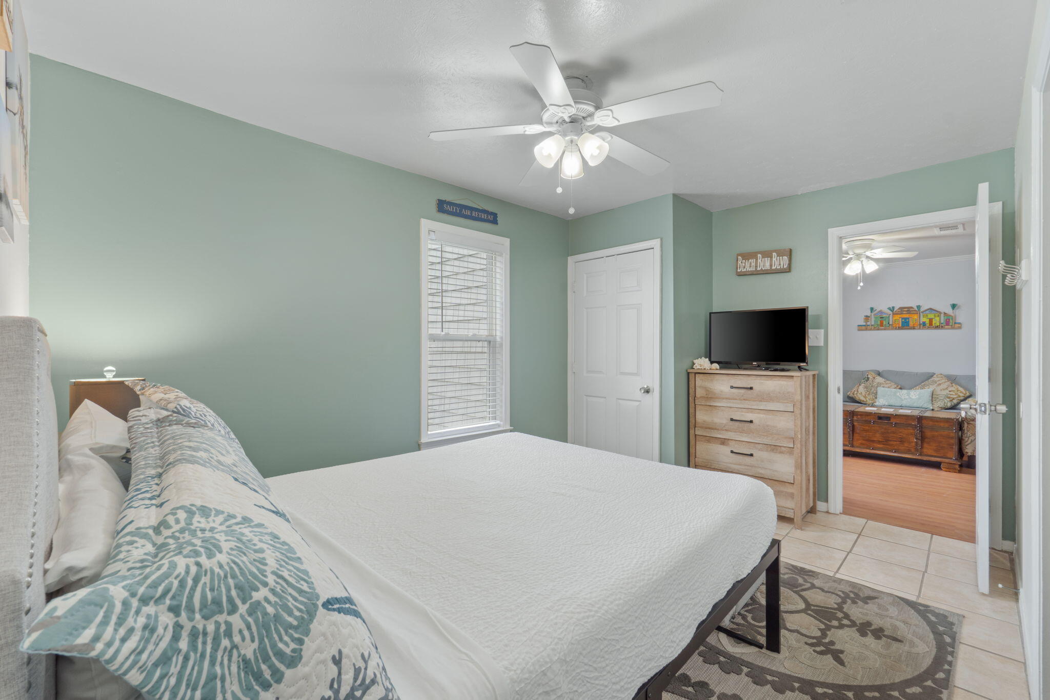 HERMITAGE CONDOMINIUM - Residential