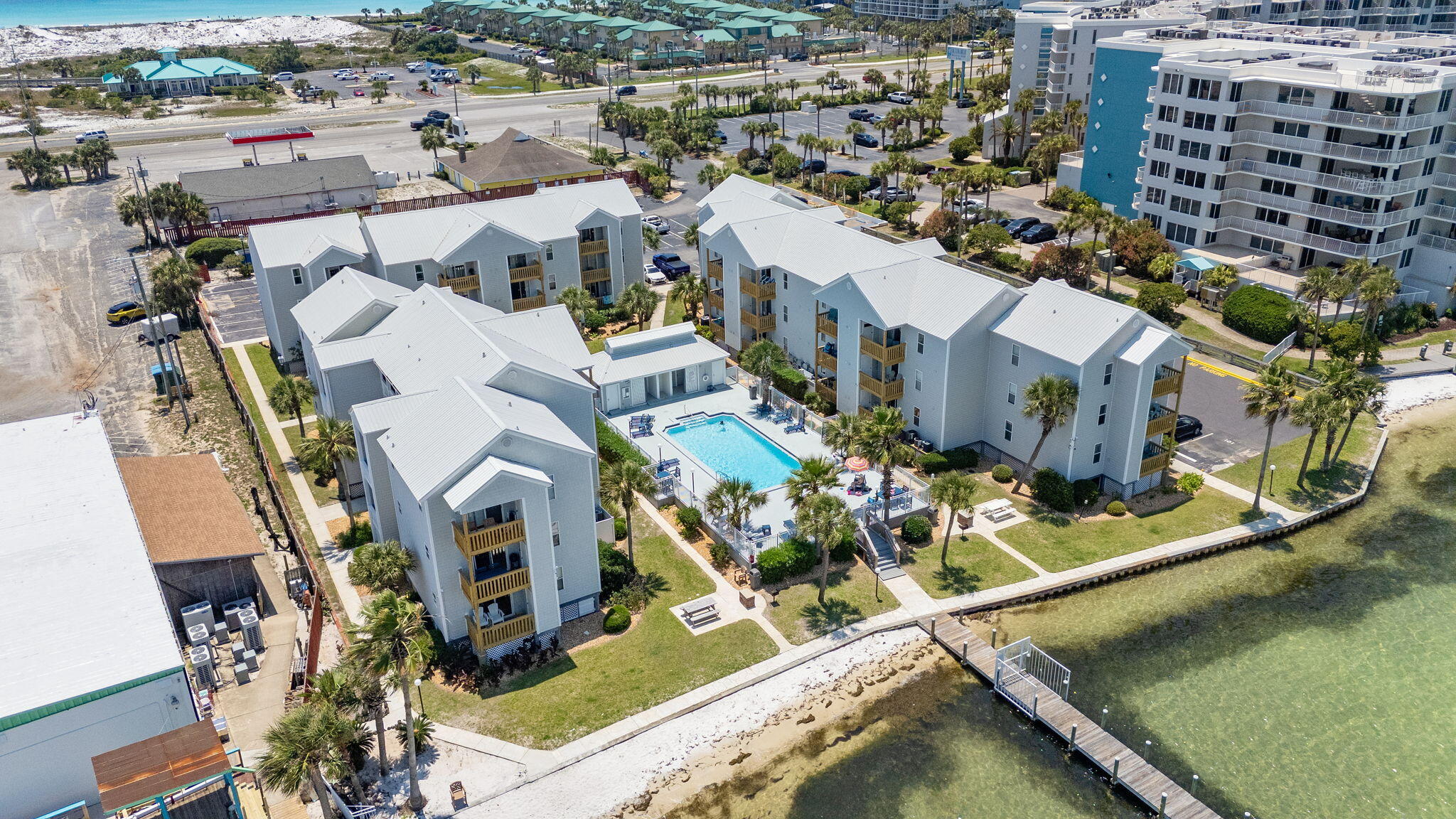 HERMITAGE CONDOMINIUM - Residential