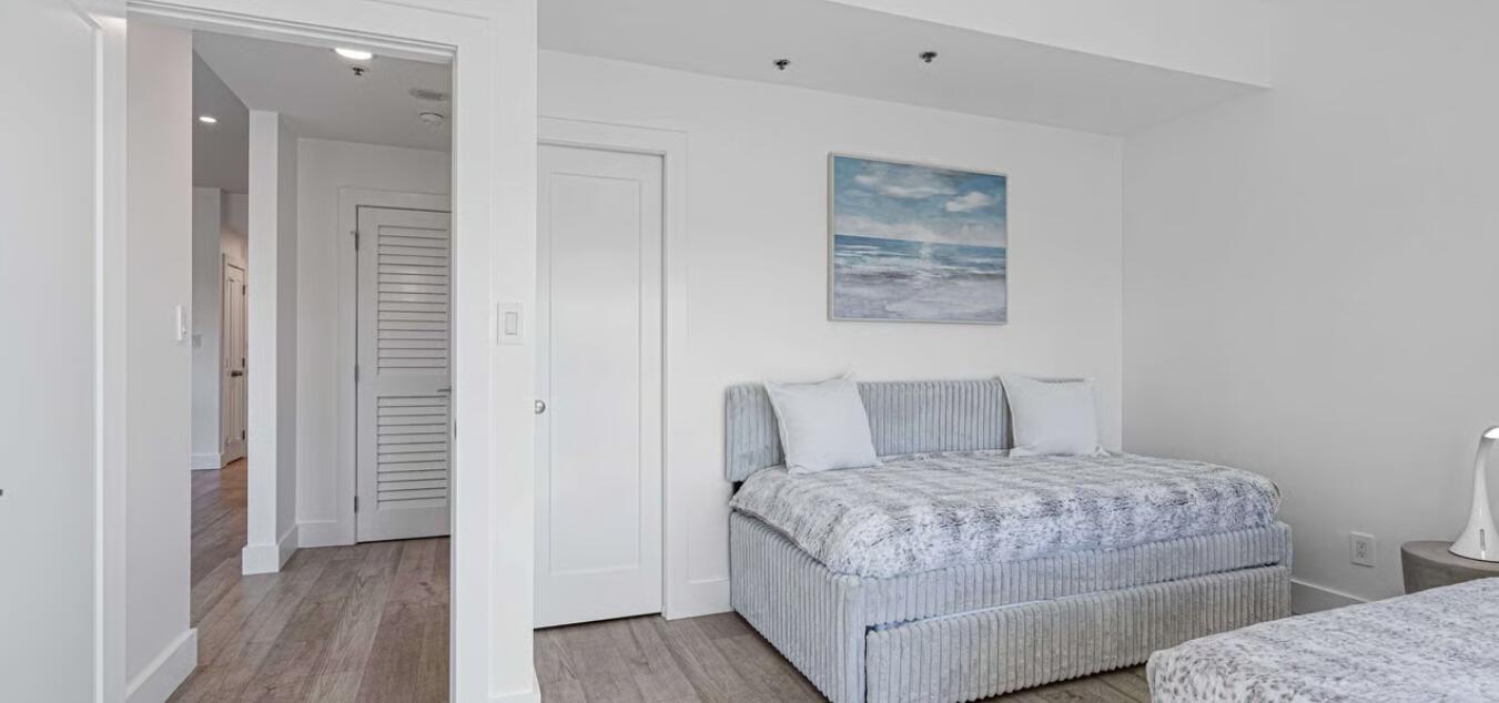 TOPS'L BEACH MANOR - Residential Lease