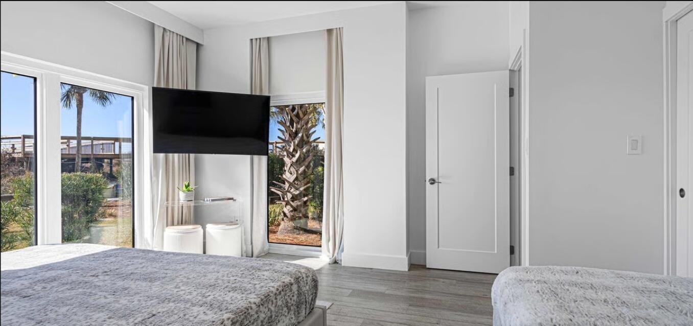 TOPS'L BEACH MANOR - Residential Lease