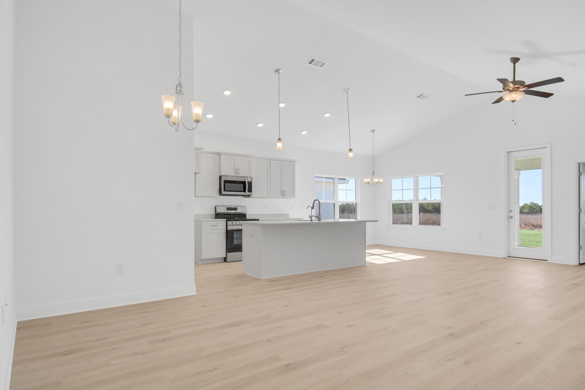 The Bluffs At Lafayette - Residential