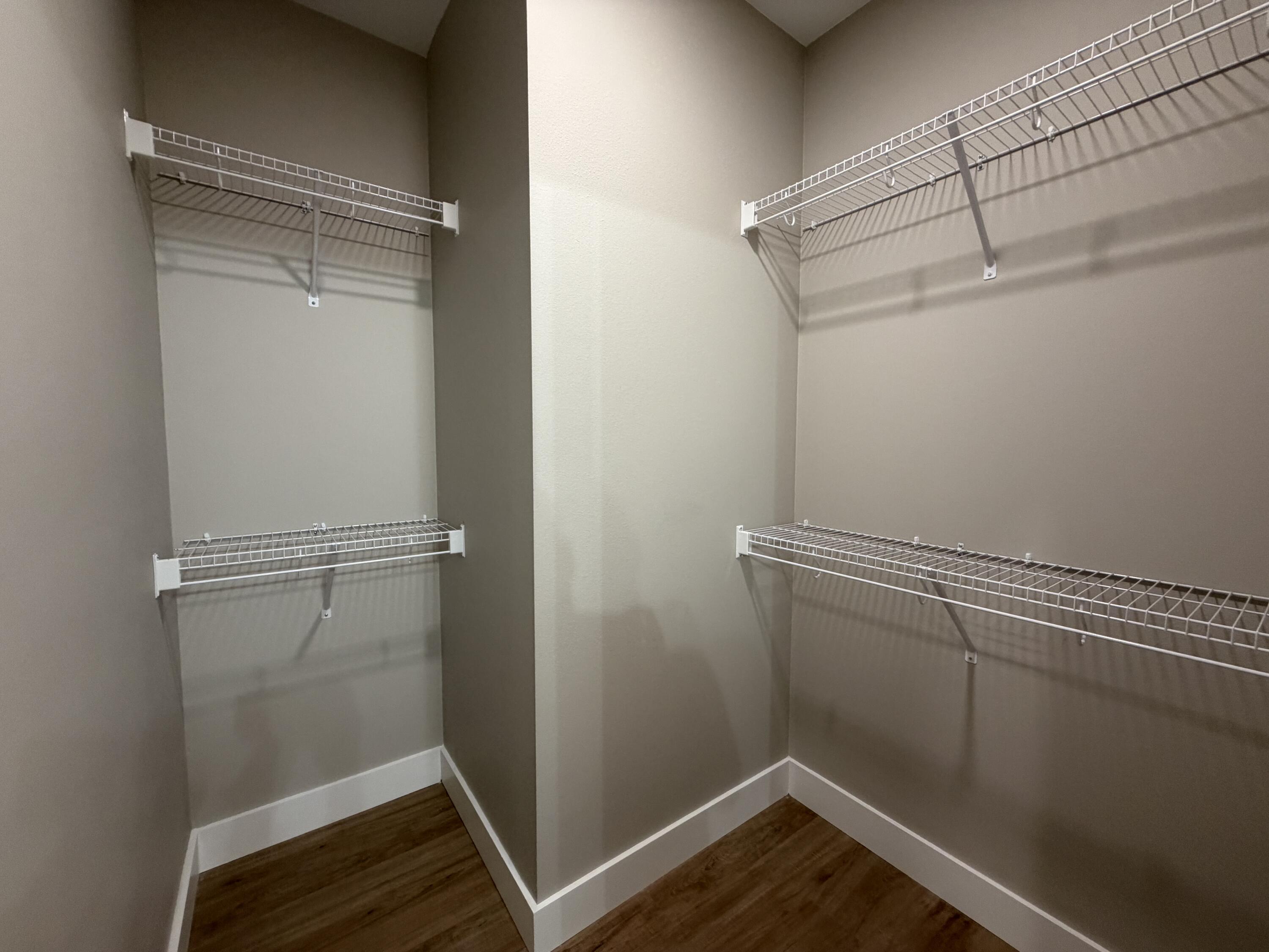 HIDDEN BAY VILLAGE - Residential Lease