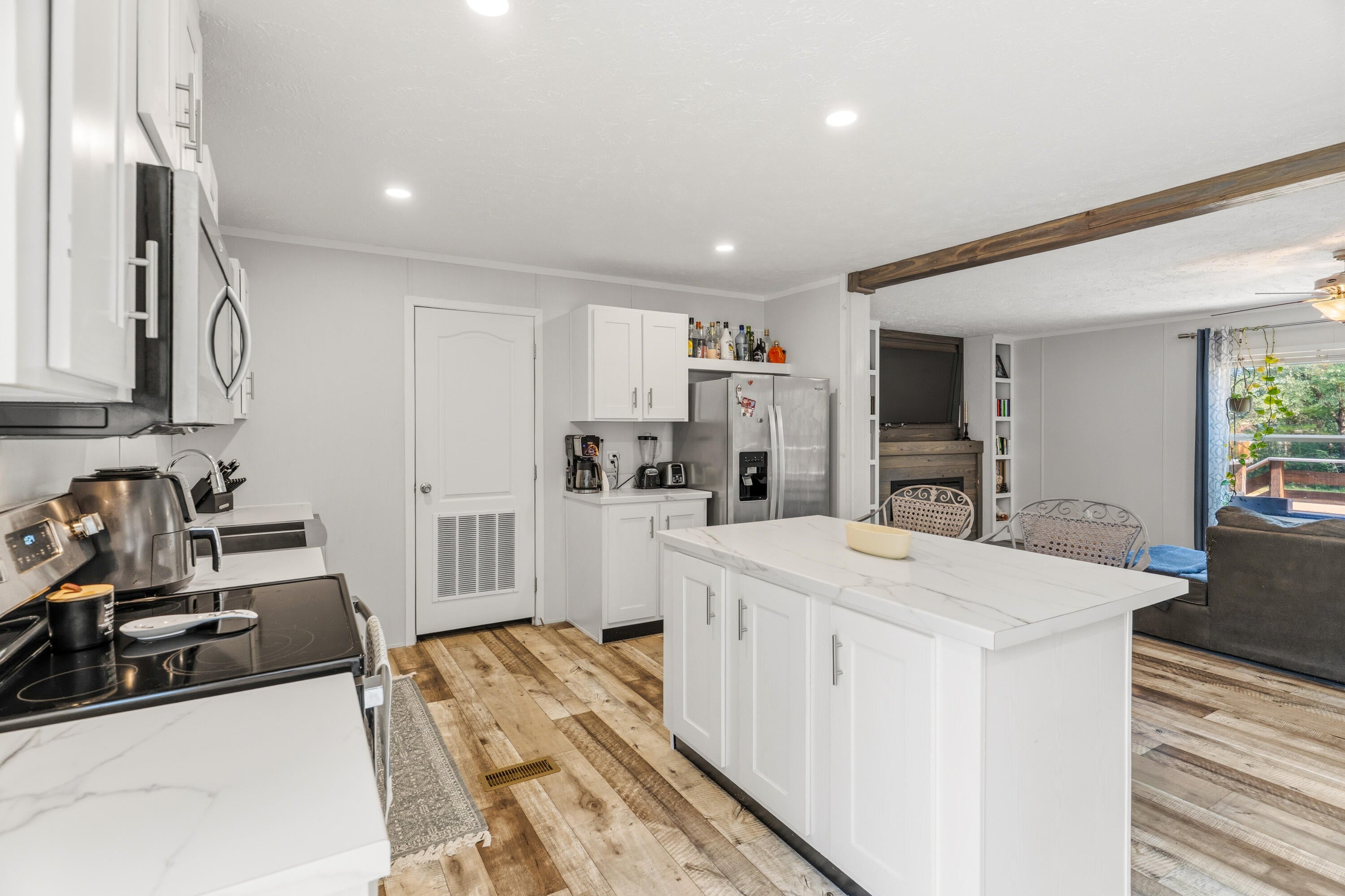 OAKWOOD HILLS - Residential