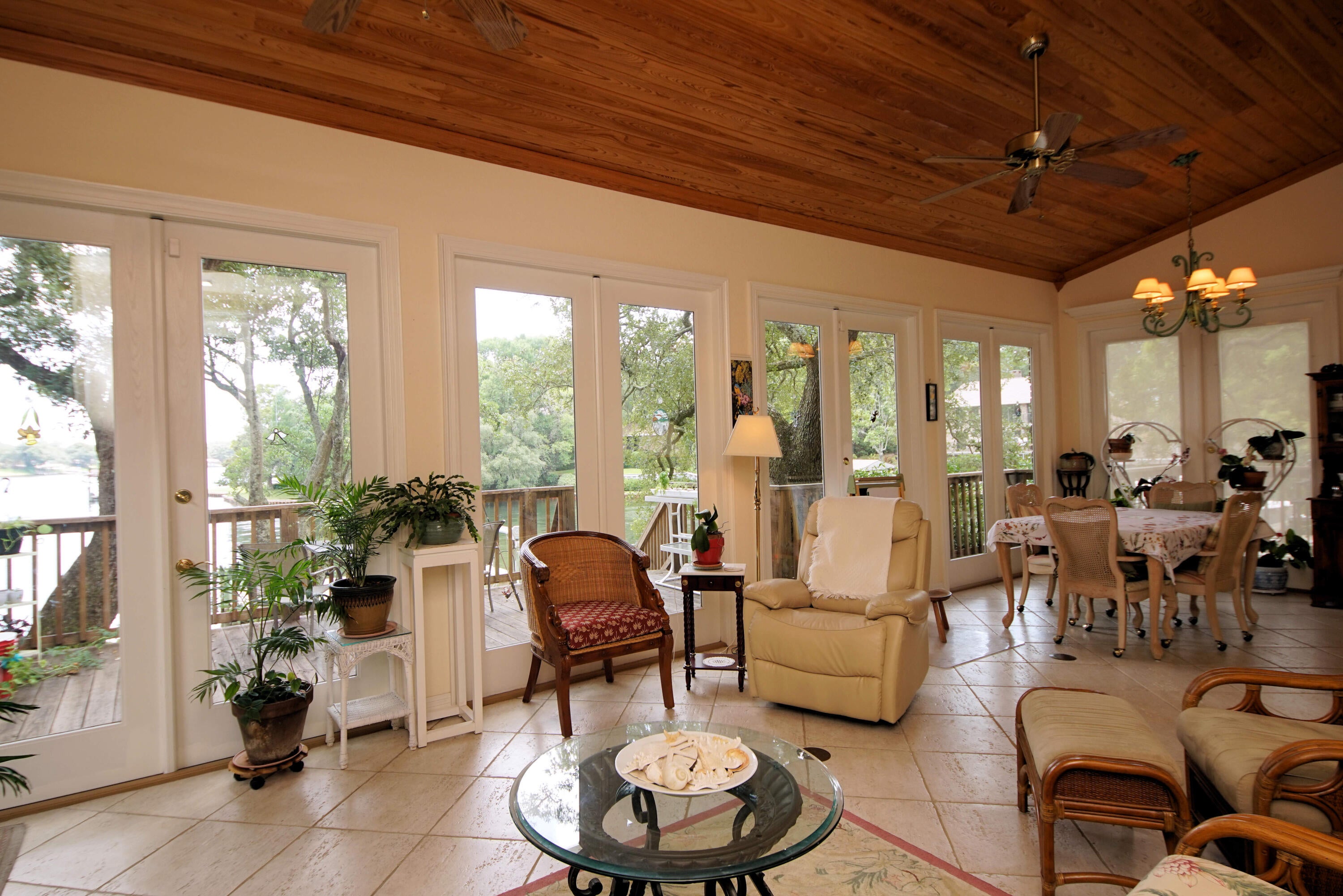 AZALEA SHORES - Residential