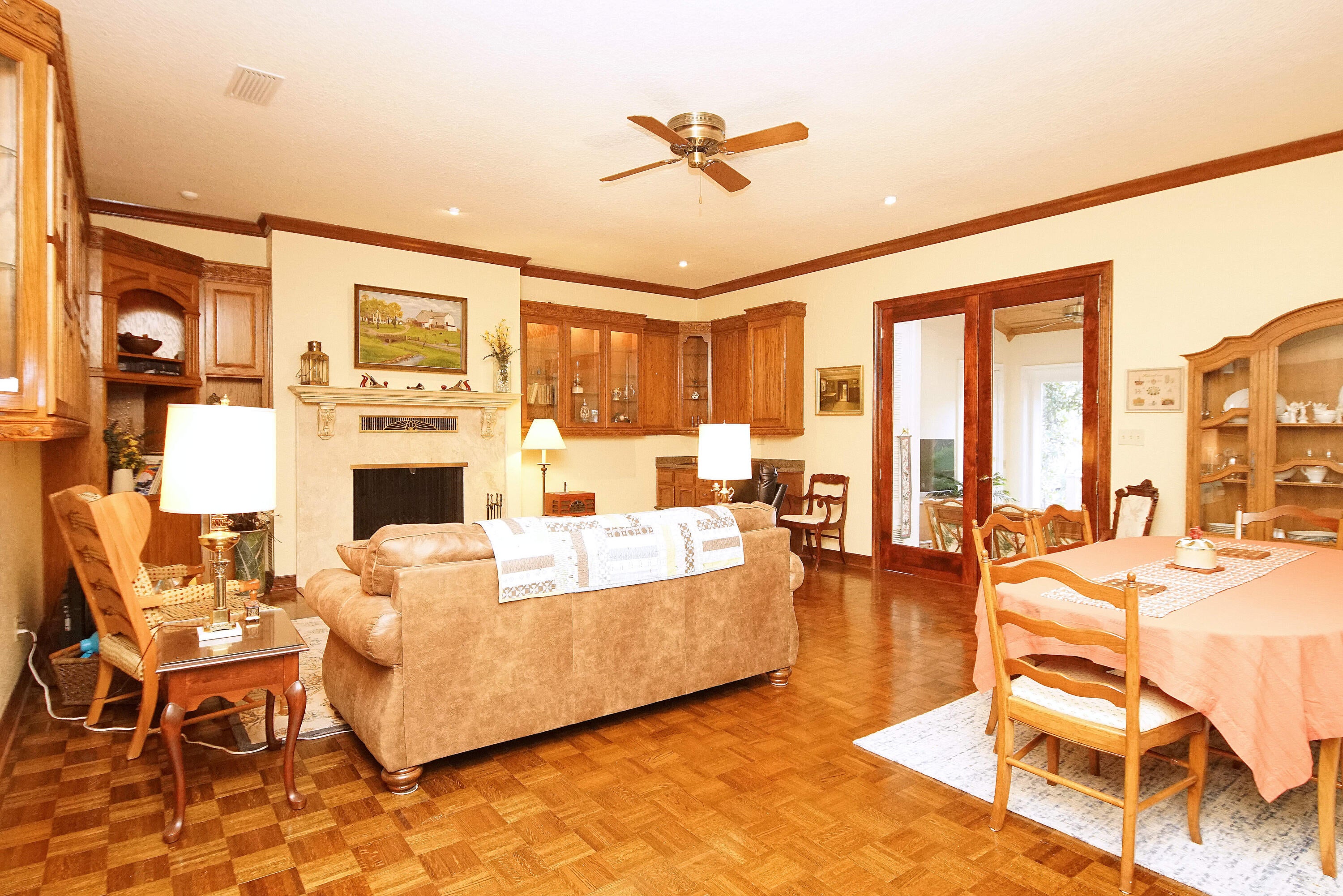 AZALEA SHORES - Residential