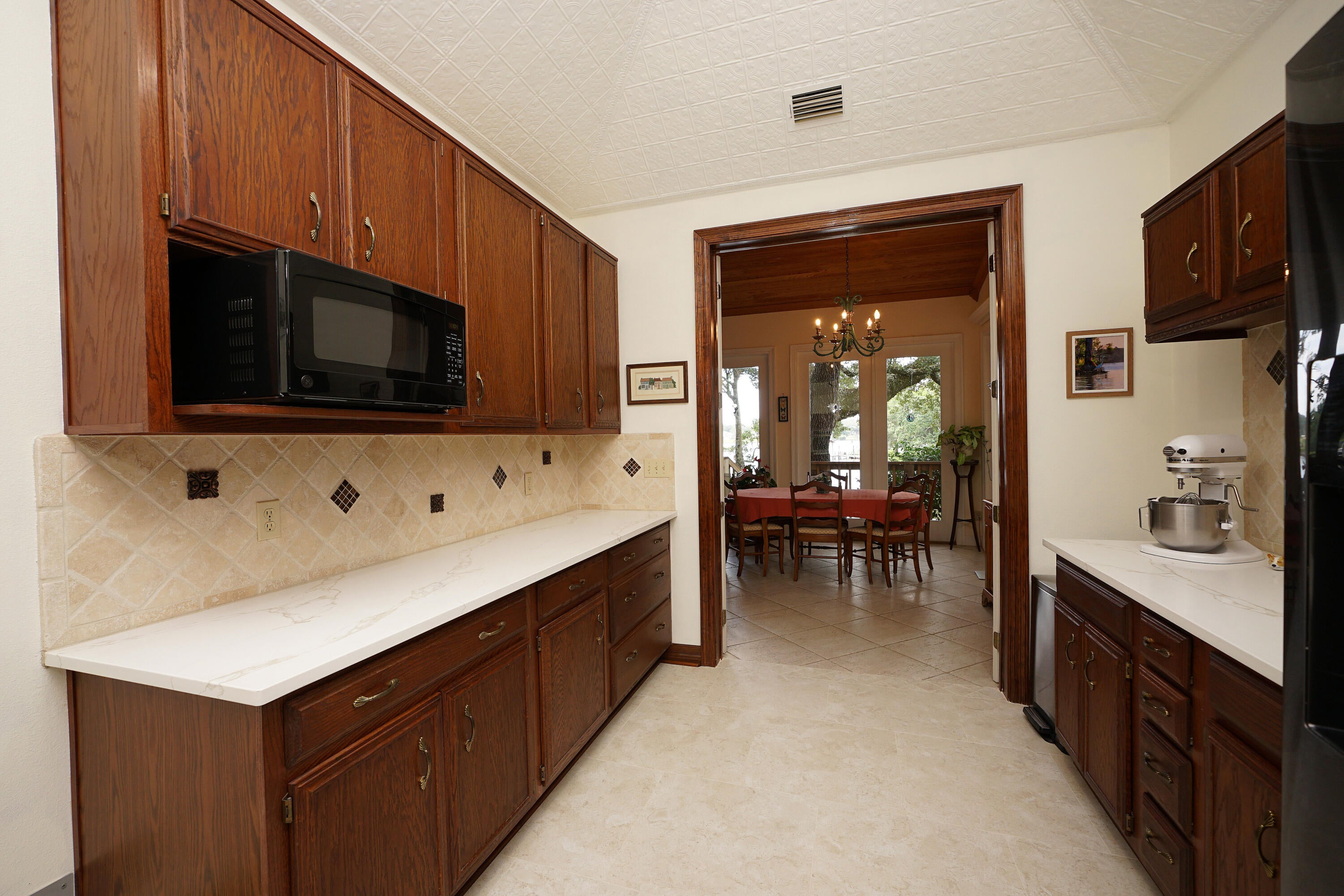 AZALEA SHORES - Residential