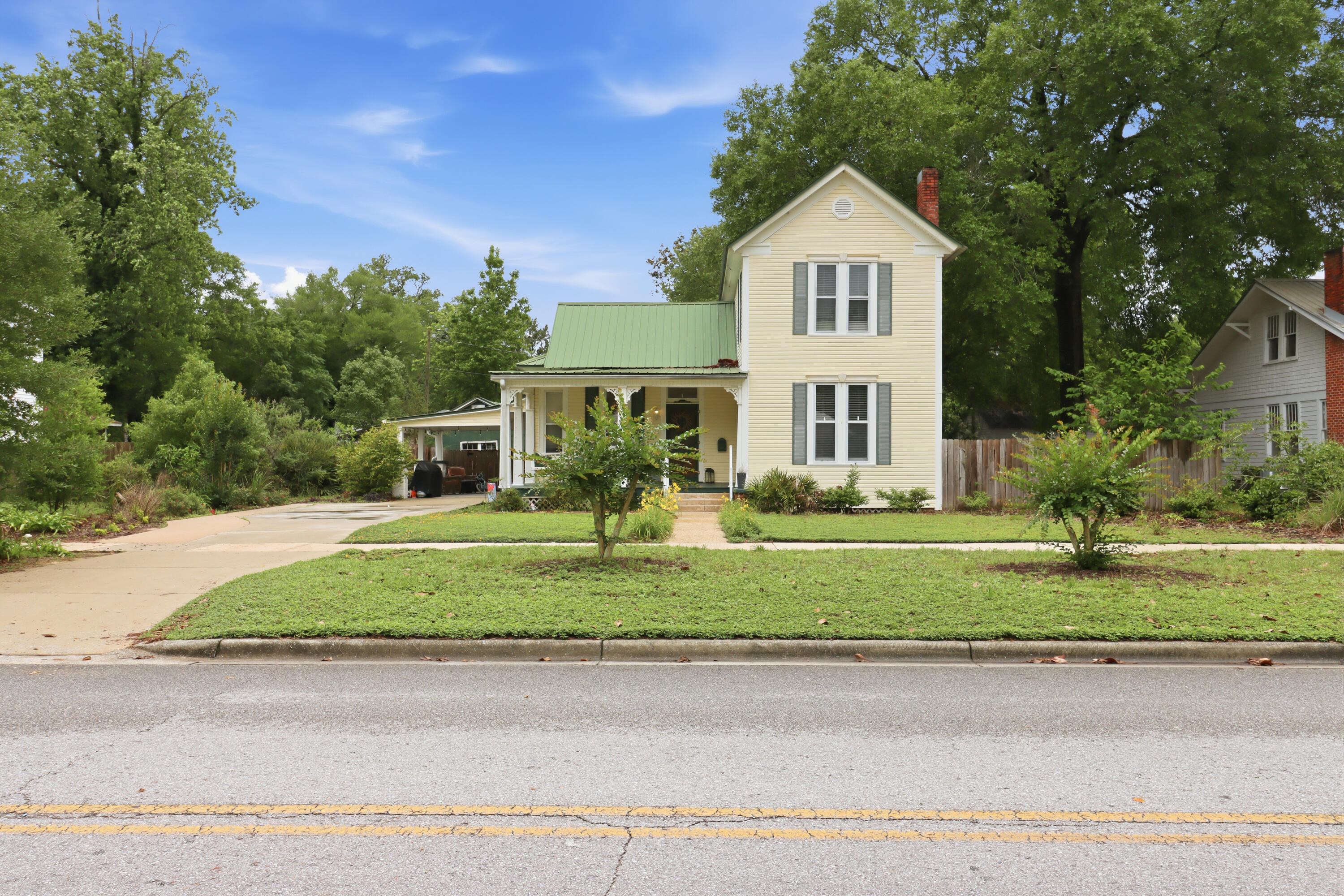 Town of Defuniak Springs - Residential