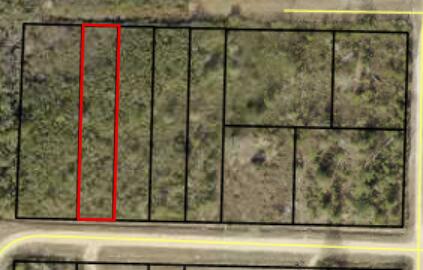 Fantastic opportunity to own a nice size lot in the peaceful Fountain FL! This 50 X 270 piece of land is perfect to build a home or mobile home on. 
Great location, close enough to Panama City while keeping you away from the hustle and bustle.
Owner financing available!