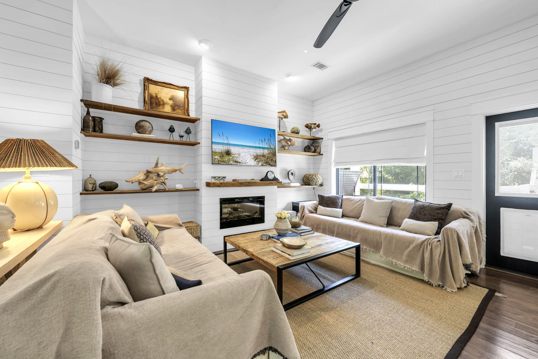 BEACH HIGHLANDS - Residential