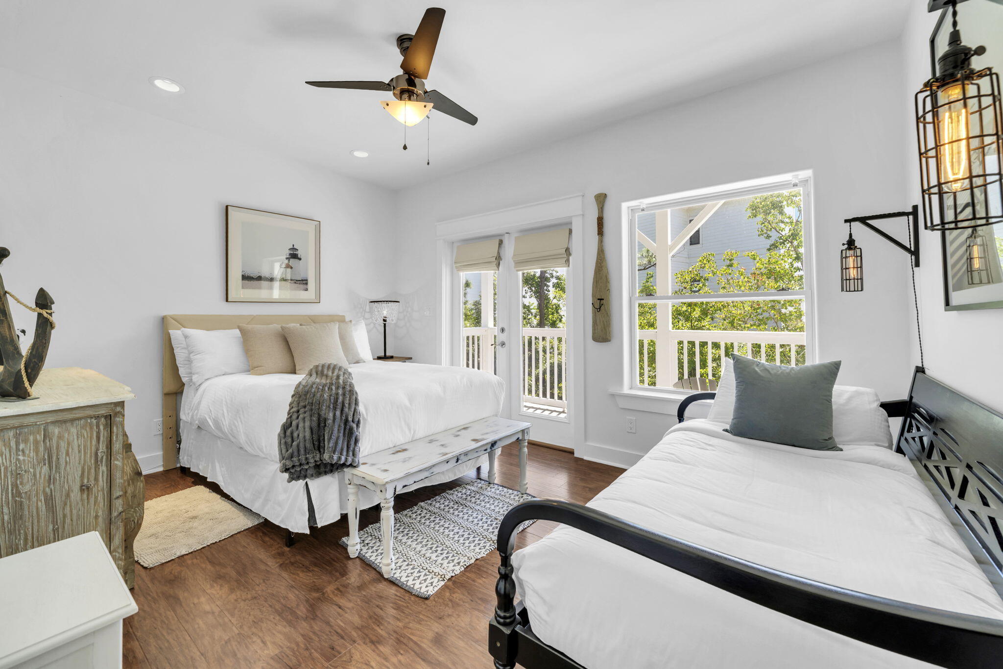 BEACH HIGHLANDS - Residential