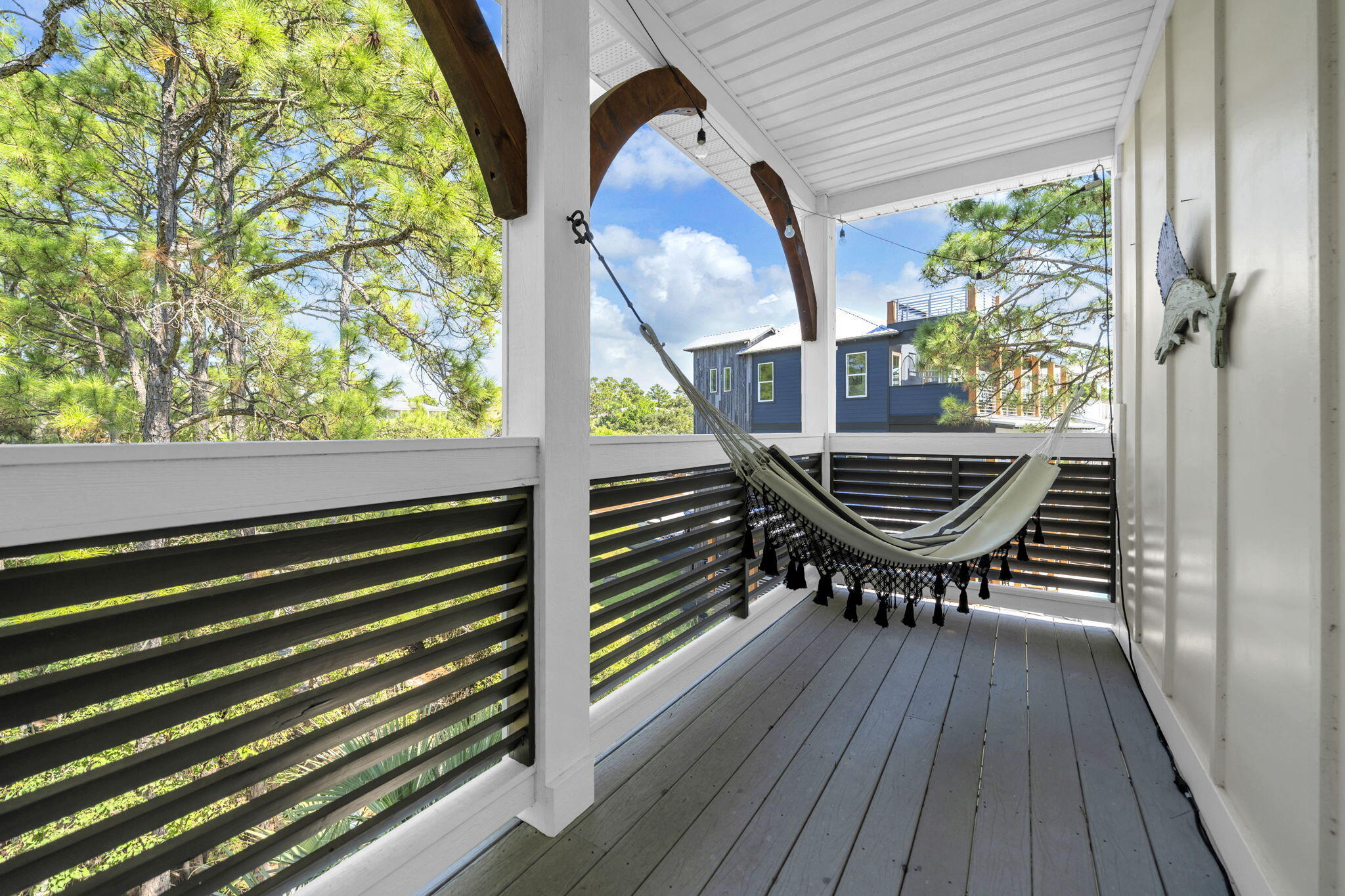 BEACH HIGHLANDS - Residential