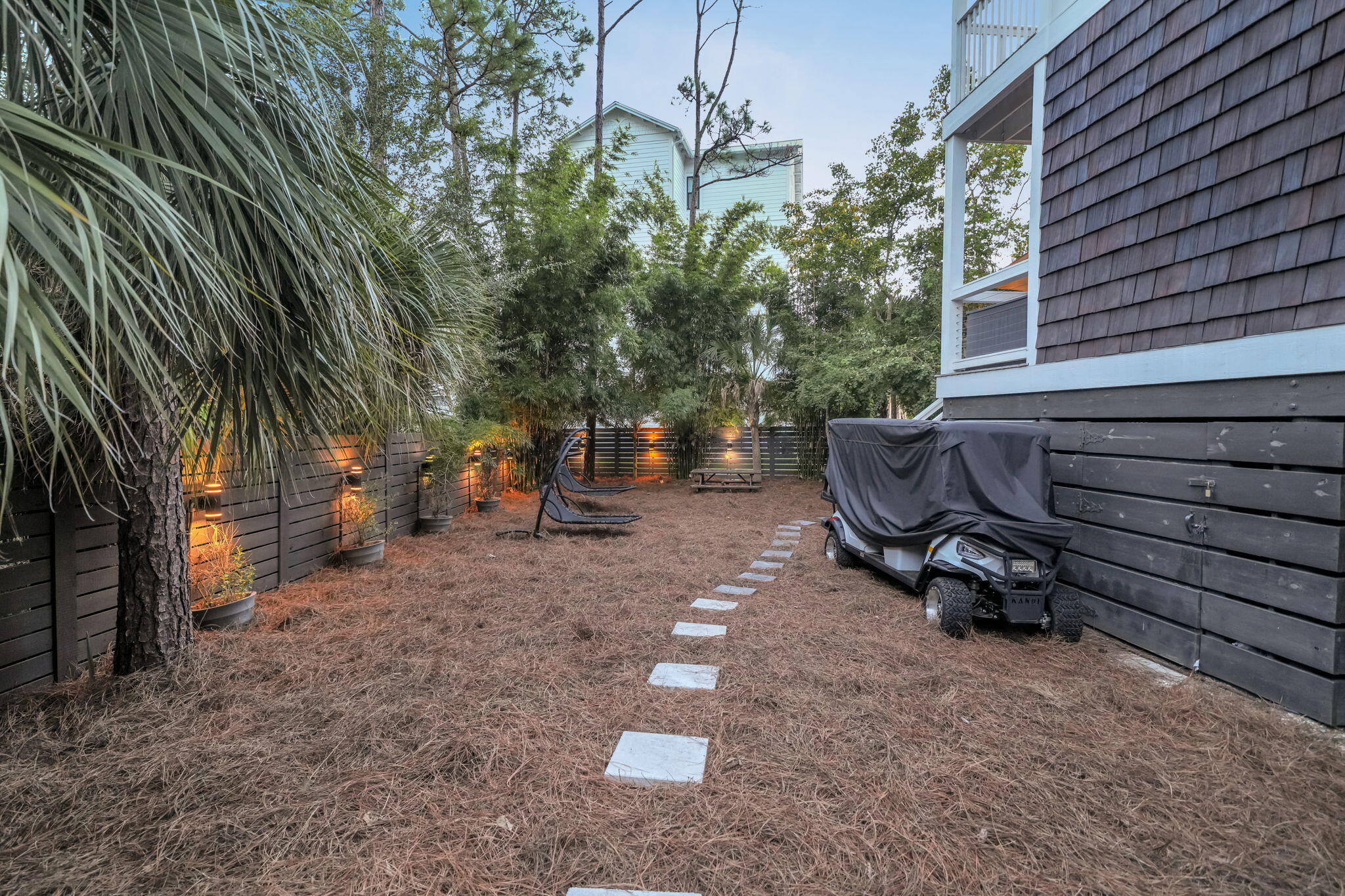 BEACH HIGHLANDS - Residential