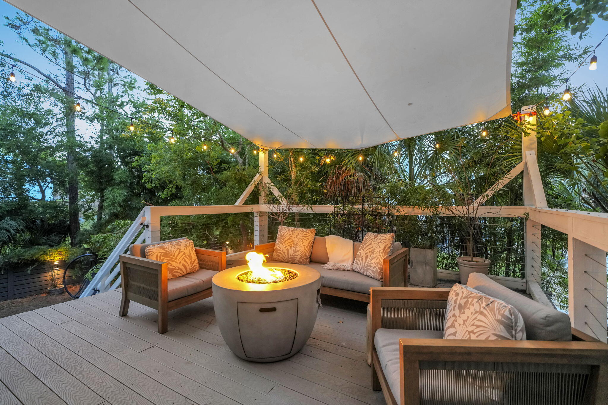 BEACH HIGHLANDS - Residential