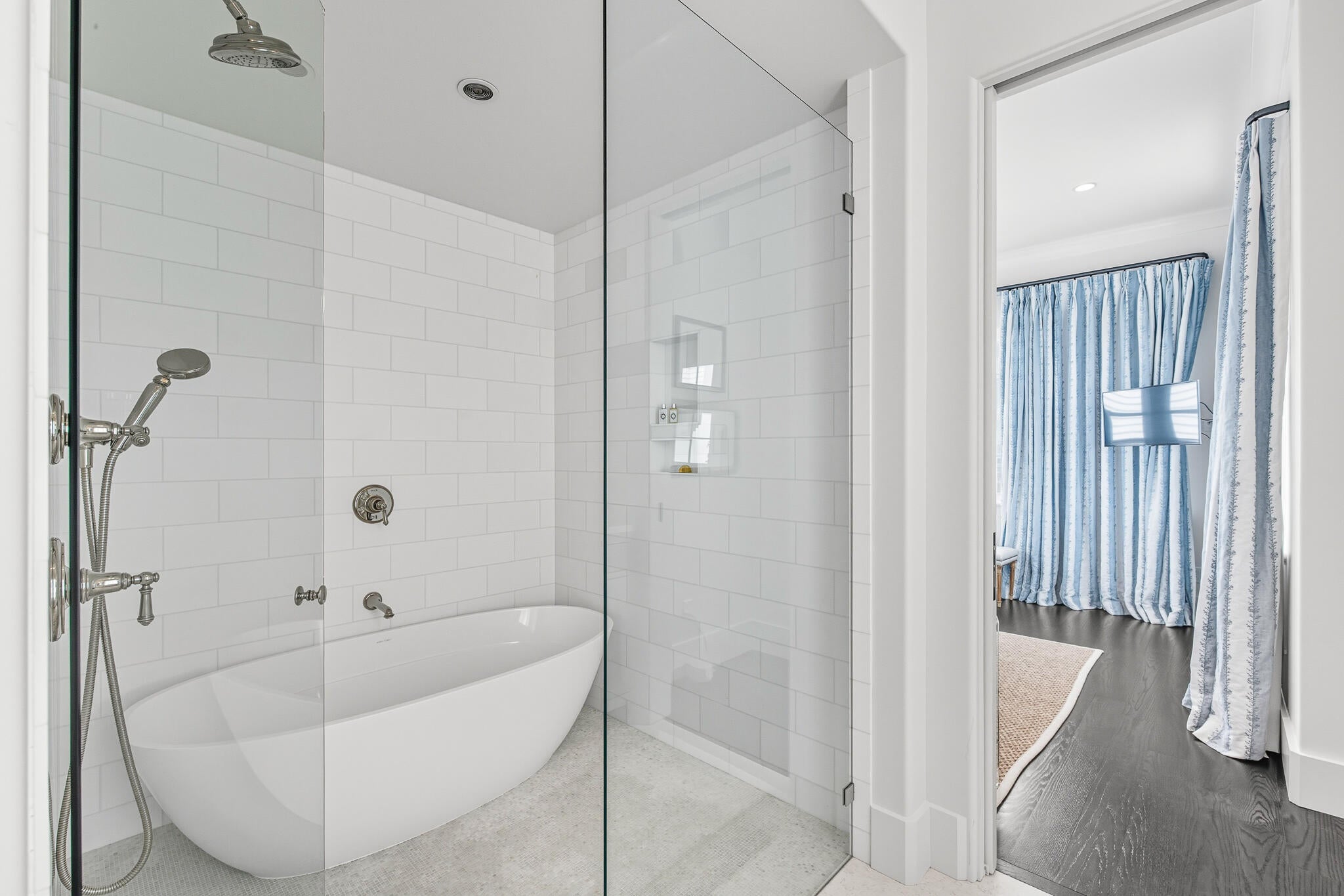 ALYS BEACH - Residential