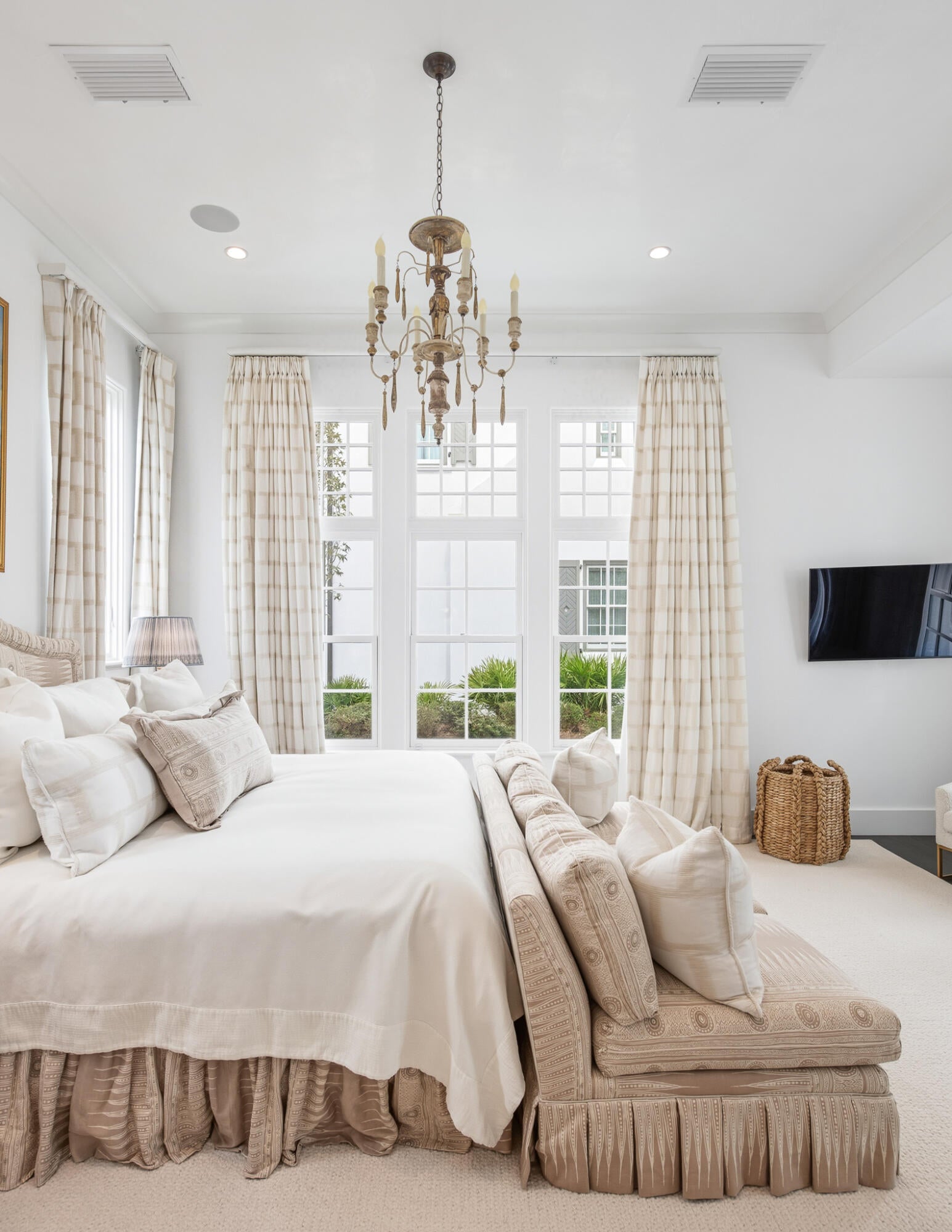 ALYS BEACH - Residential