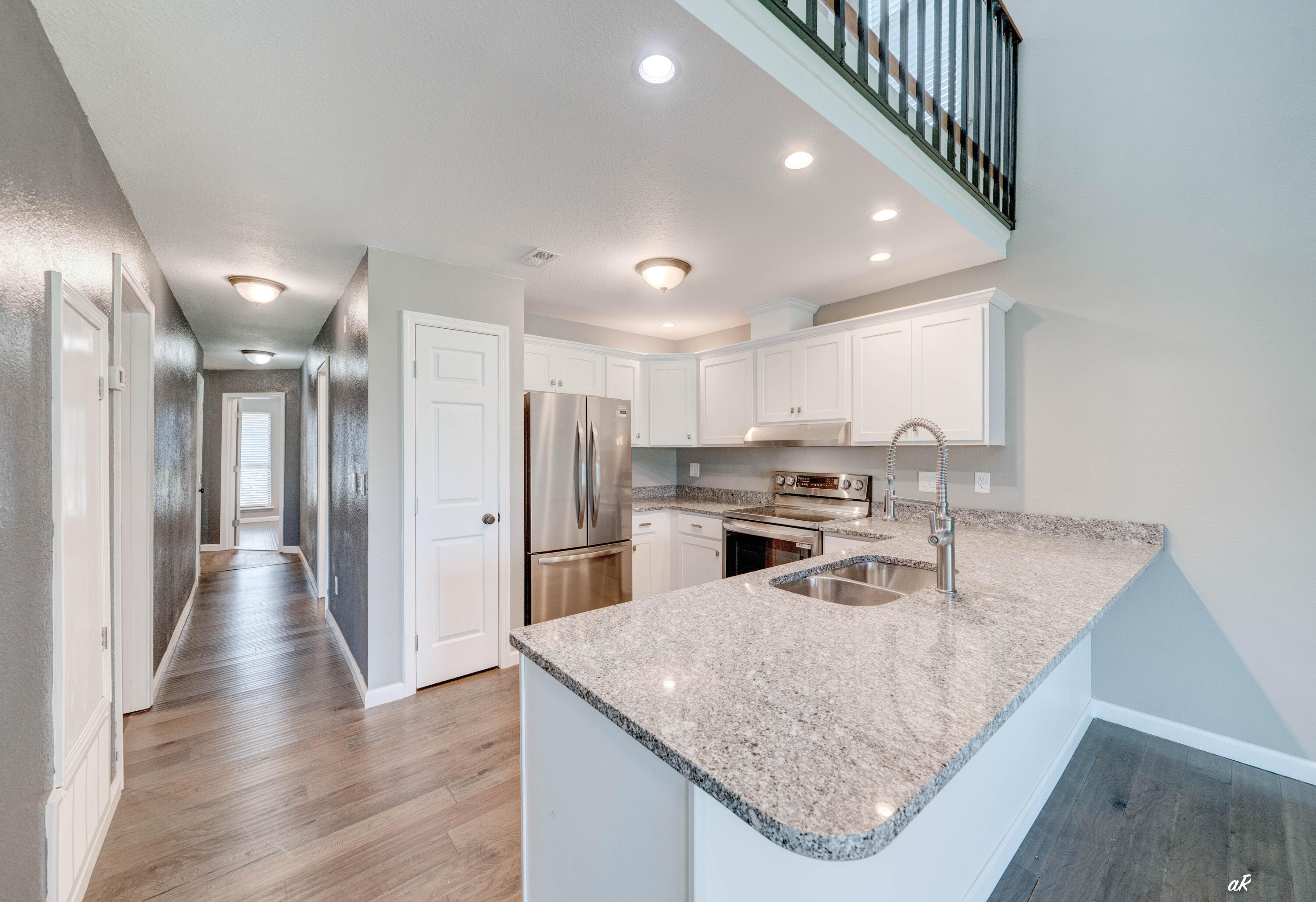 HICKORY PARK - Residential