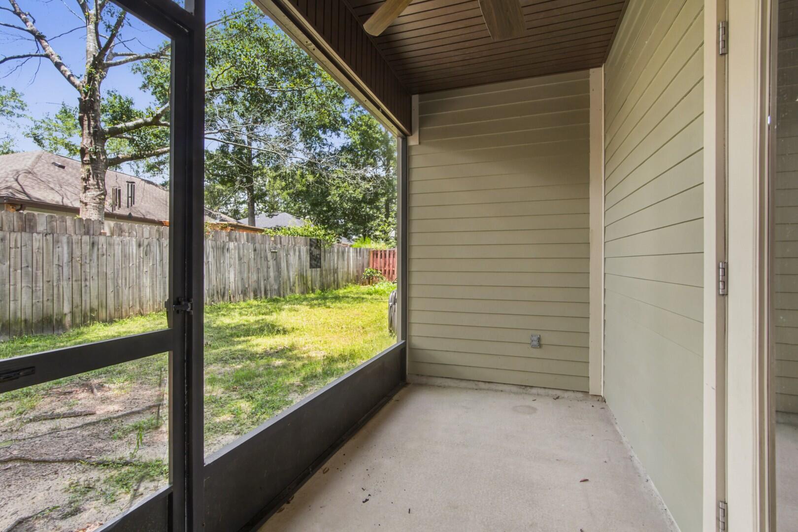 WALSH GLEN ESTATES LOT 13 - Residential