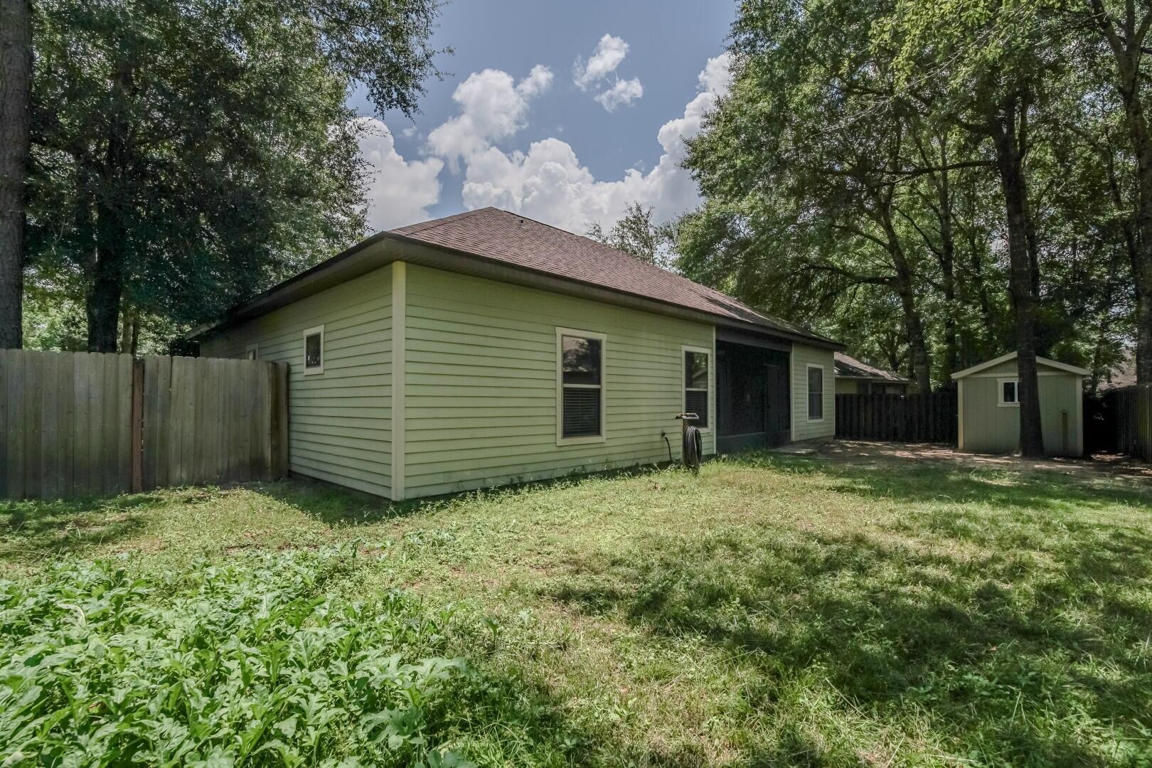 WALSH GLEN ESTATES LOT 13 - Residential