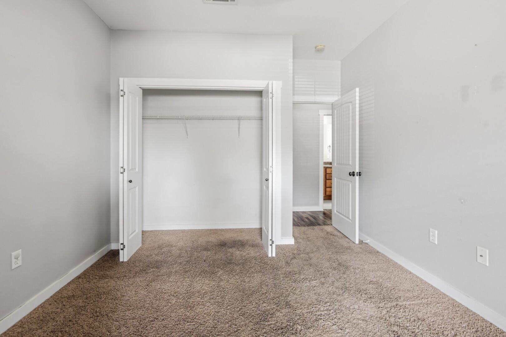 WALSH GLEN ESTATES LOT 13 - Residential