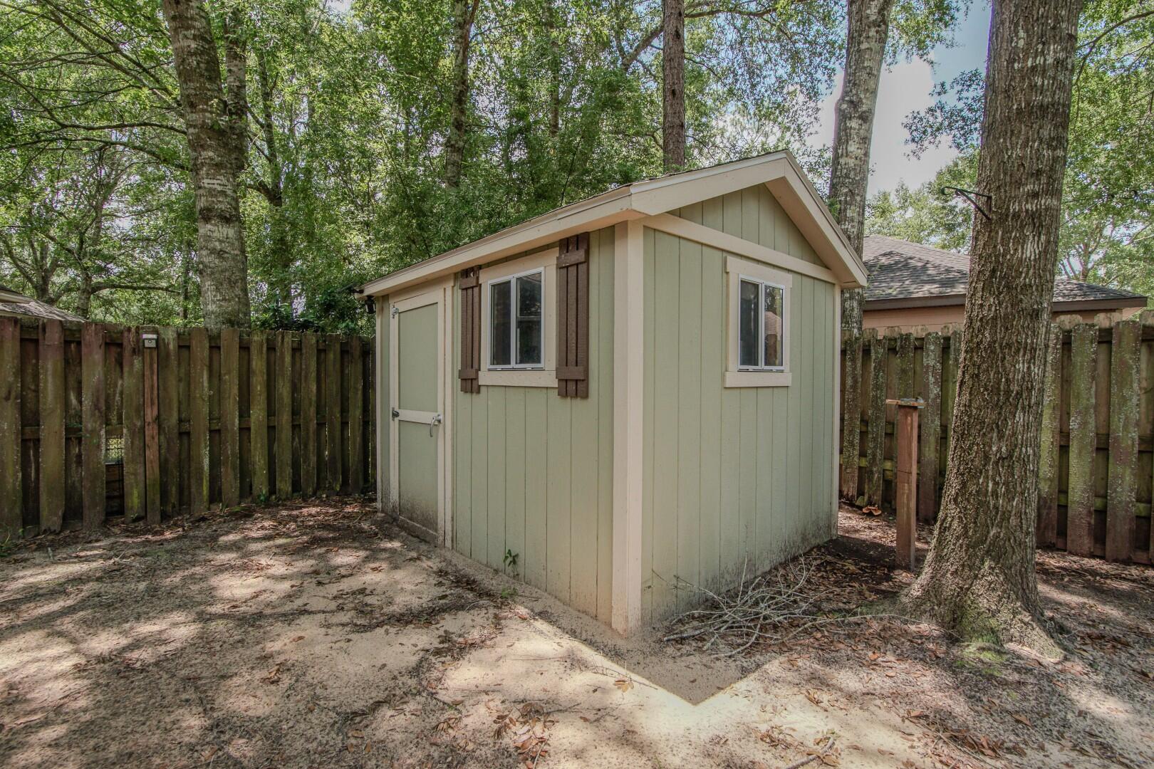 WALSH GLEN ESTATES LOT 13 - Residential
