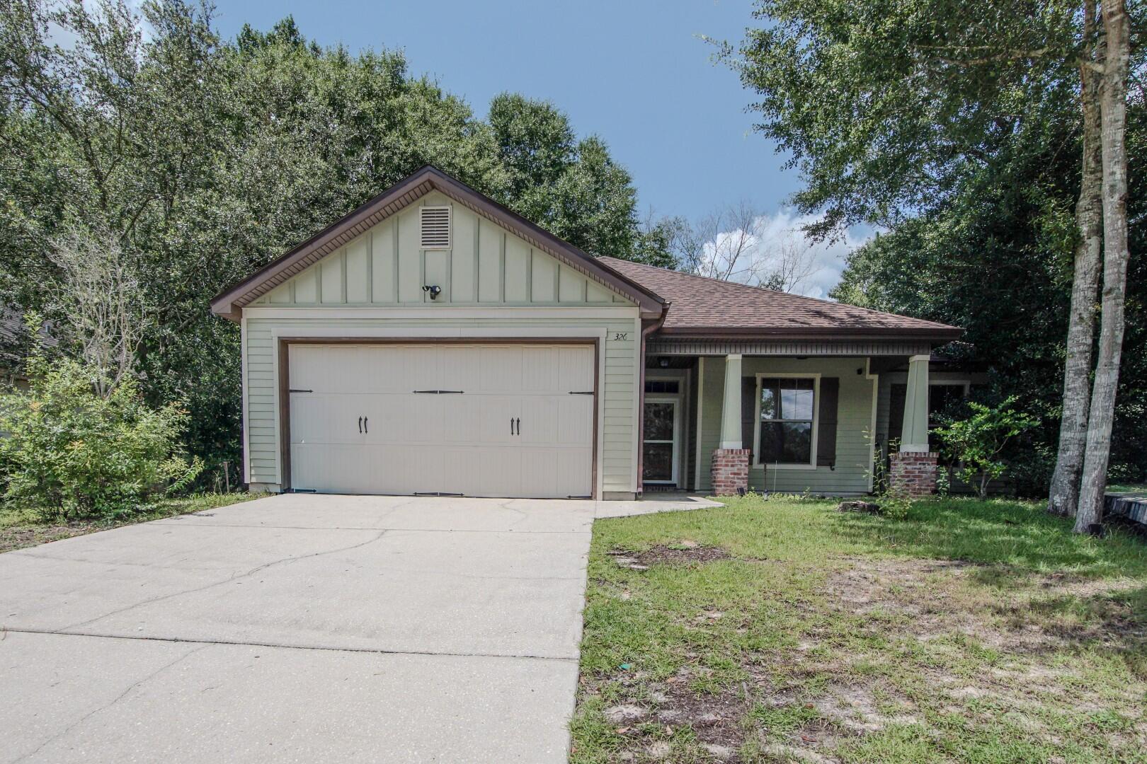 WALSH GLEN ESTATES LOT 13 - Residential