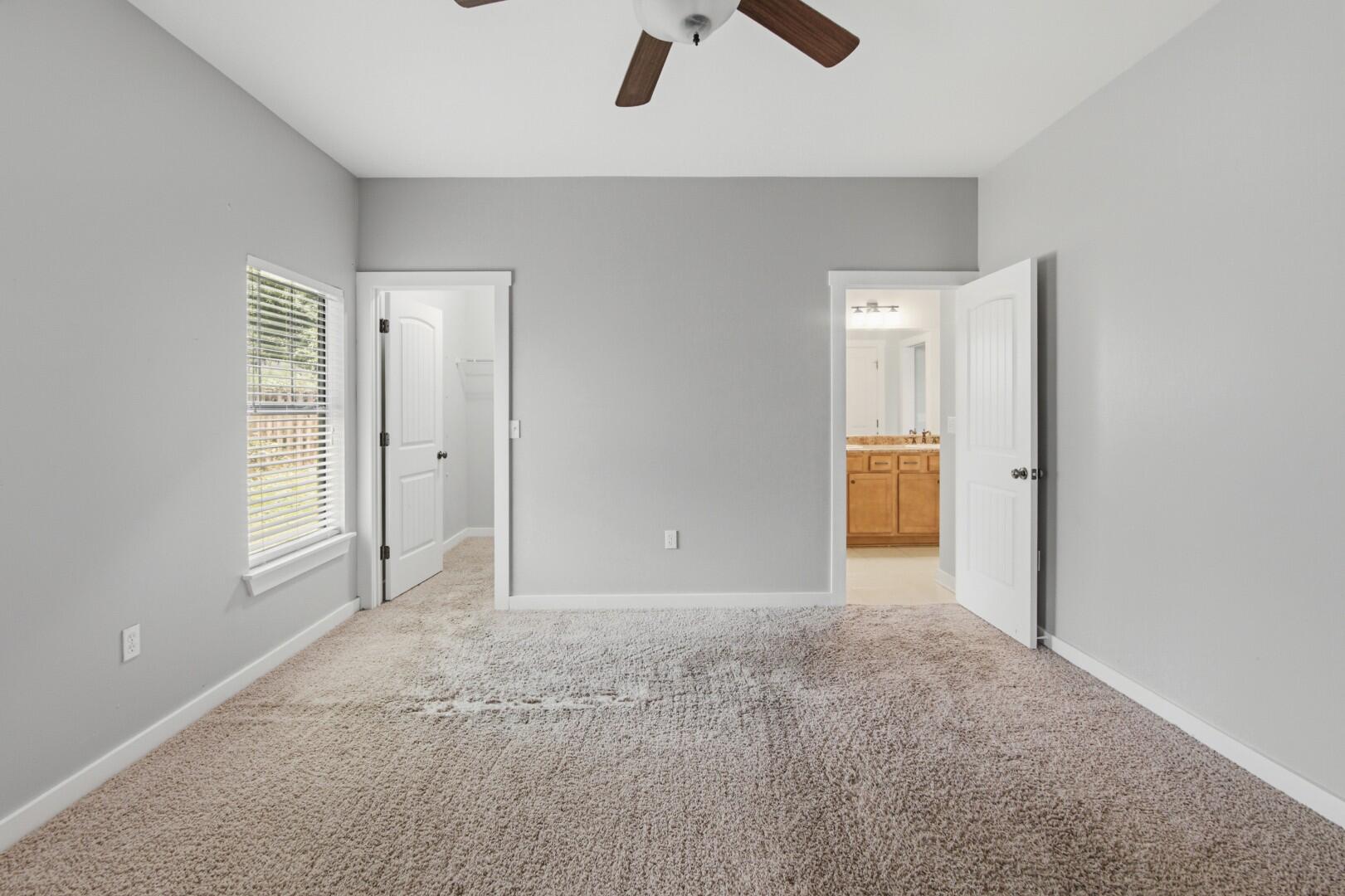 WALSH GLEN ESTATES LOT 13 - Residential