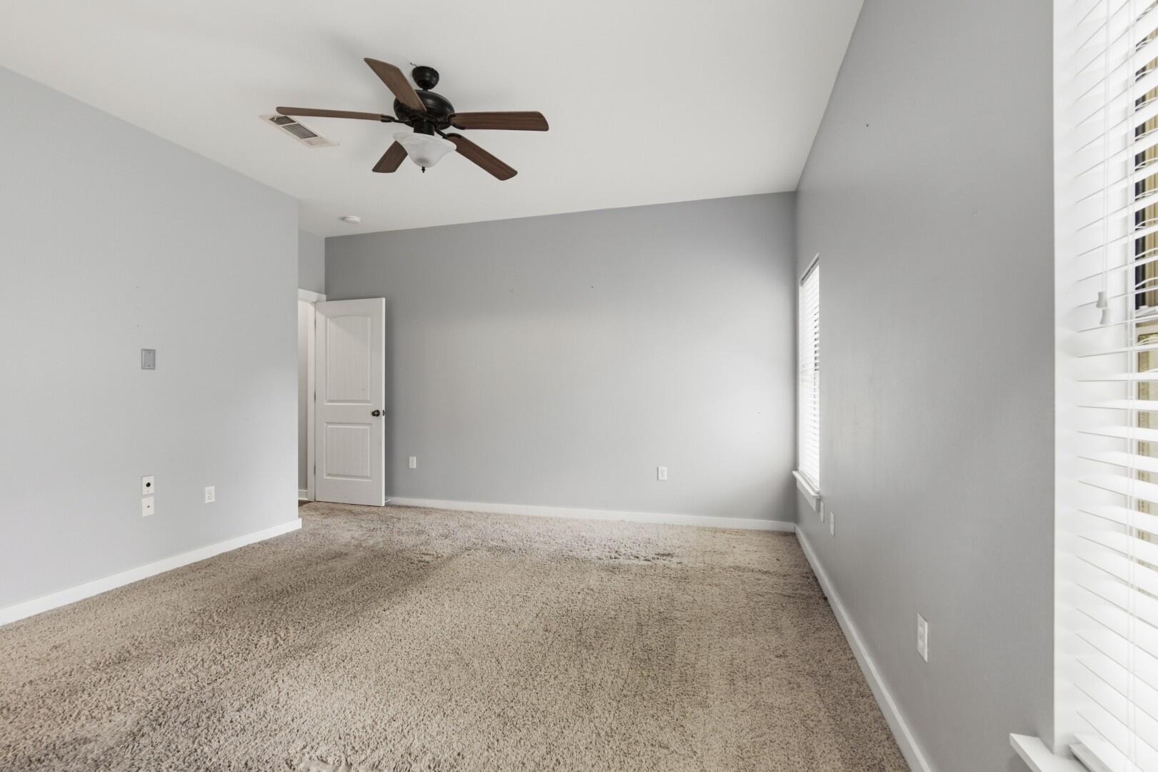 WALSH GLEN ESTATES LOT 13 - Residential