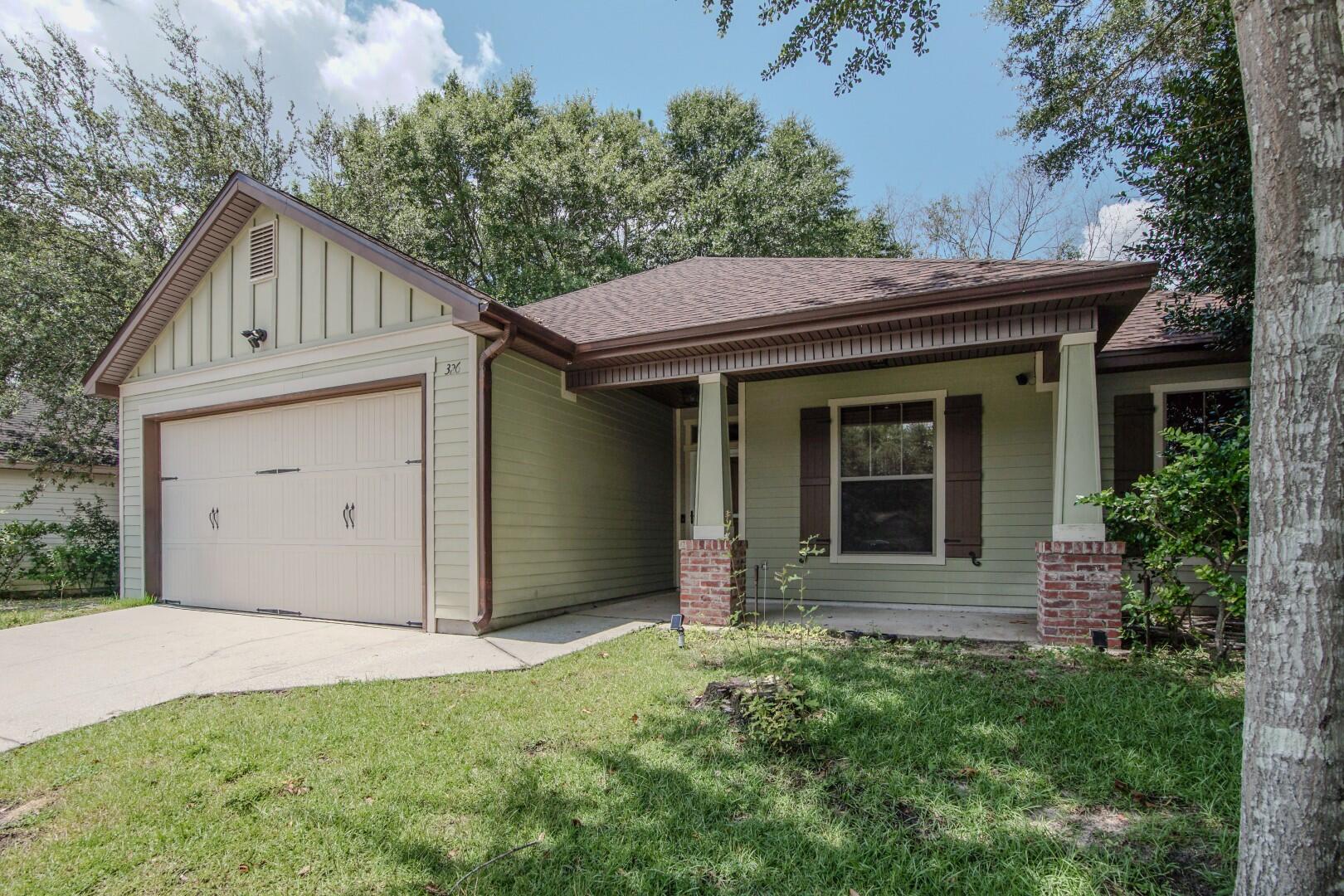WALSH GLEN ESTATES LOT 13 - Residential
