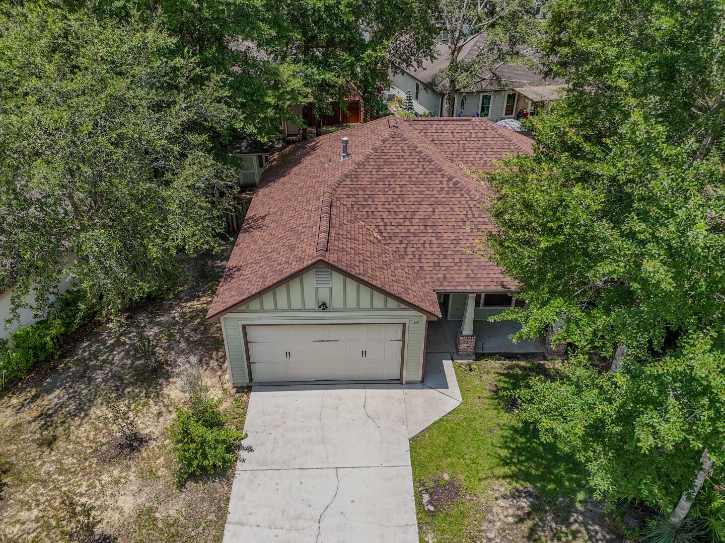 WALSH GLEN ESTATES LOT 13 - Residential