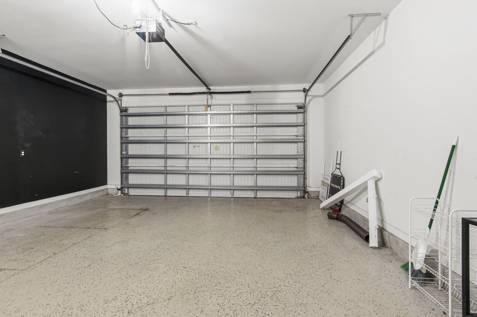 WALSH GLEN ESTATES LOT 13 - Residential