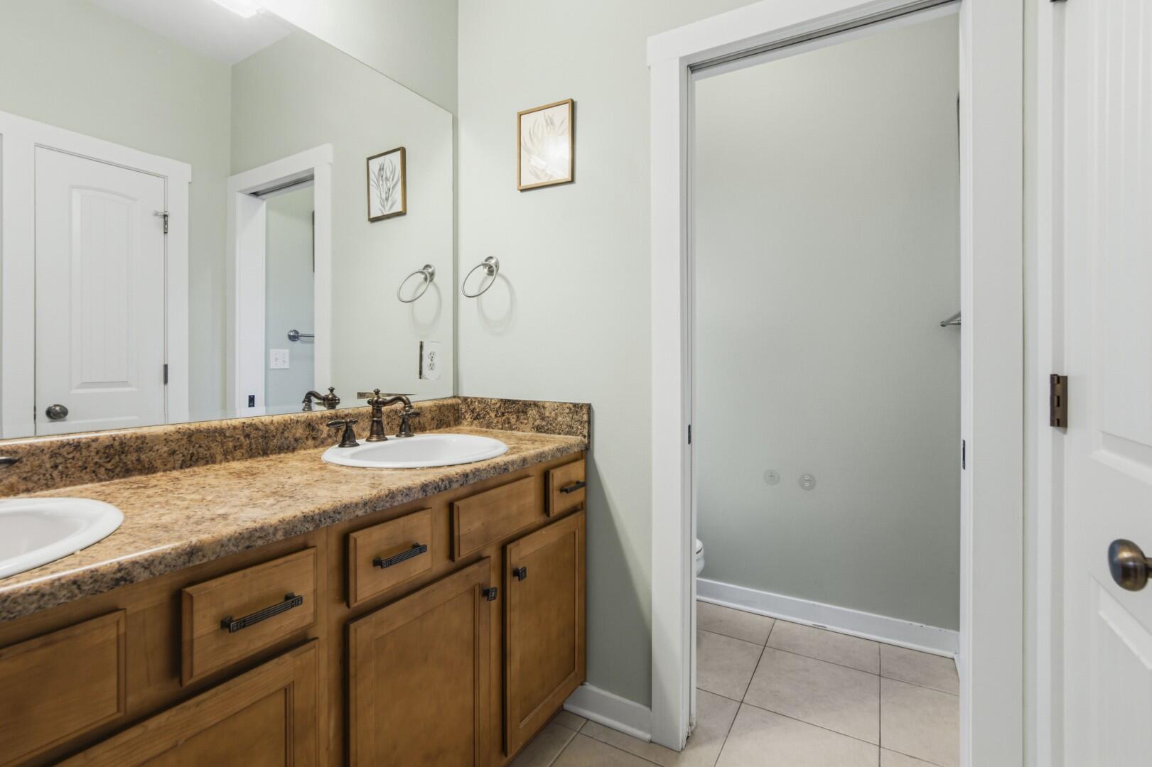 WALSH GLEN ESTATES LOT 13 - Residential