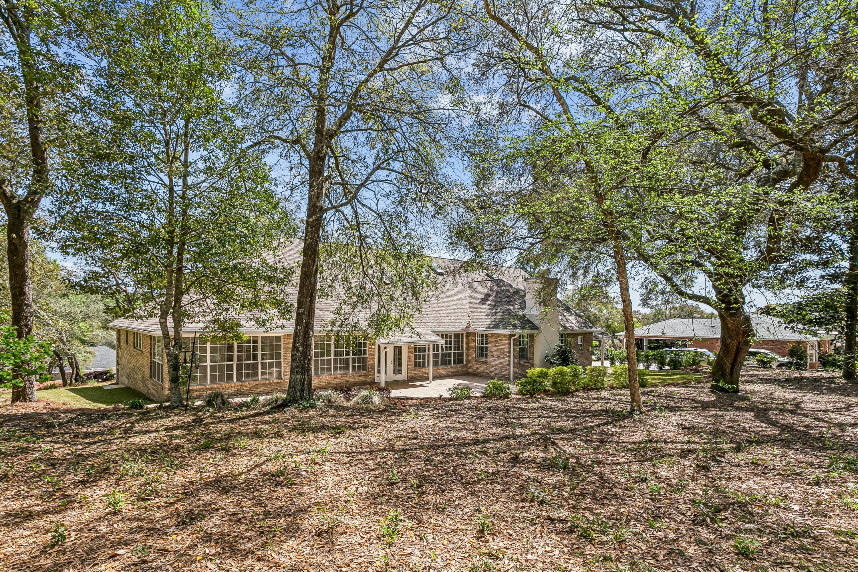 LAKE WAY VILLAS 3 - Residential
