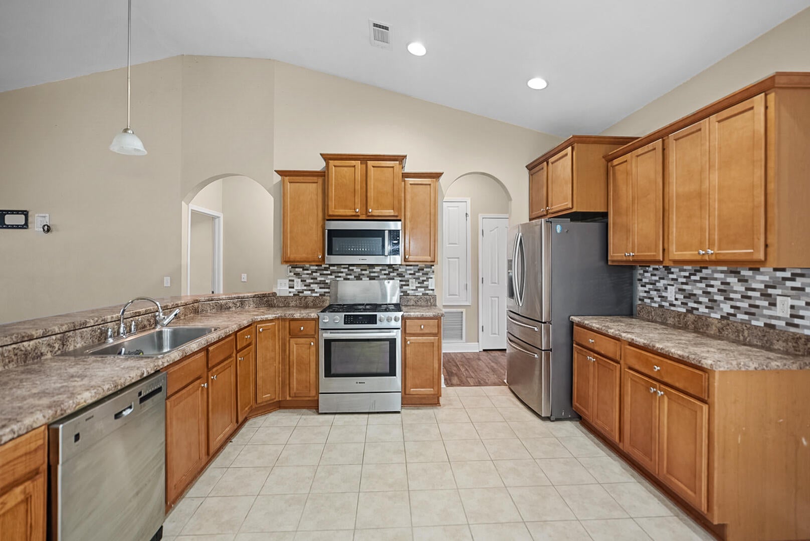 HAMMOCK BAY - Residential