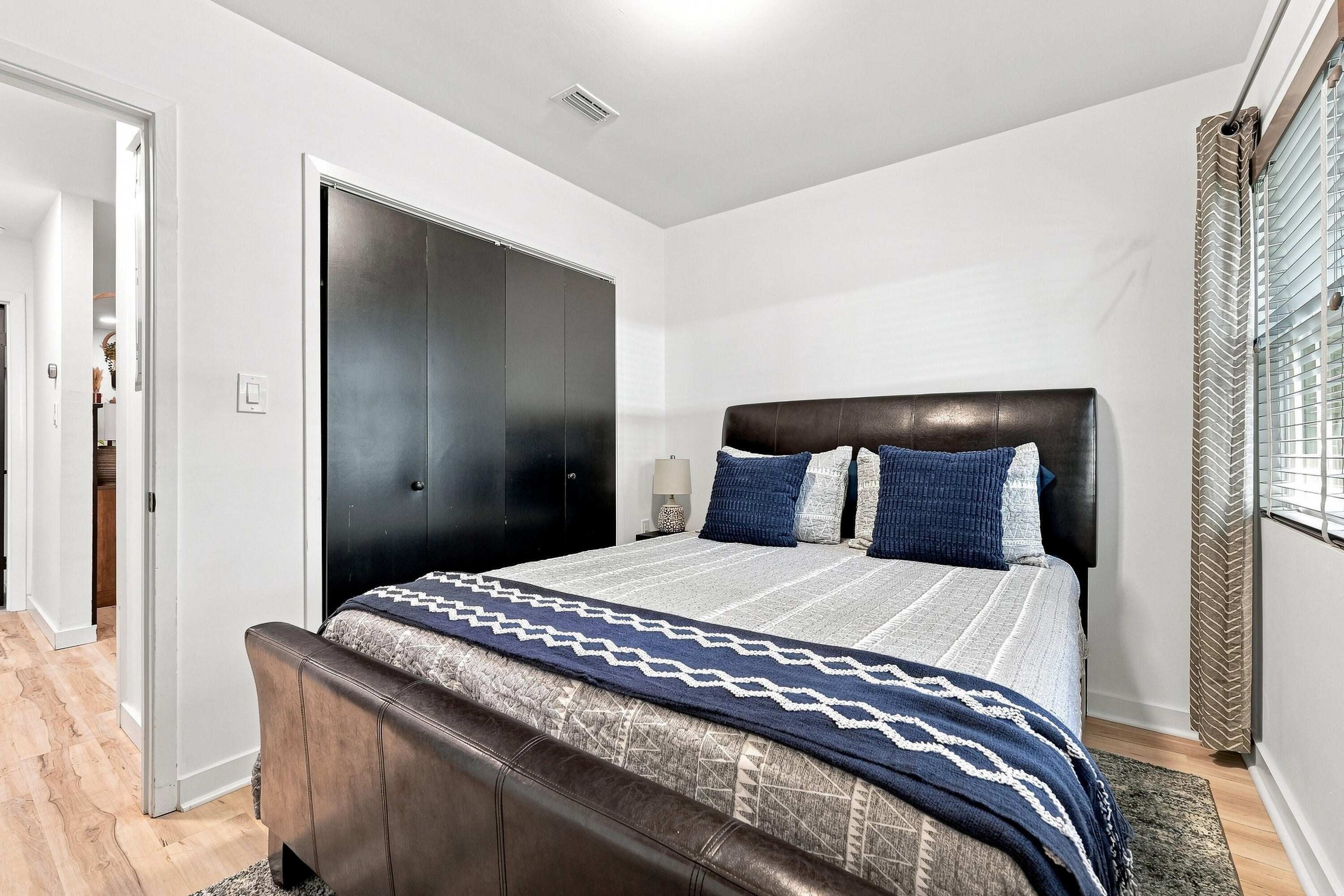 PORT DIXIE ALL OF LOTS 21 22 & E1/2 - Residential