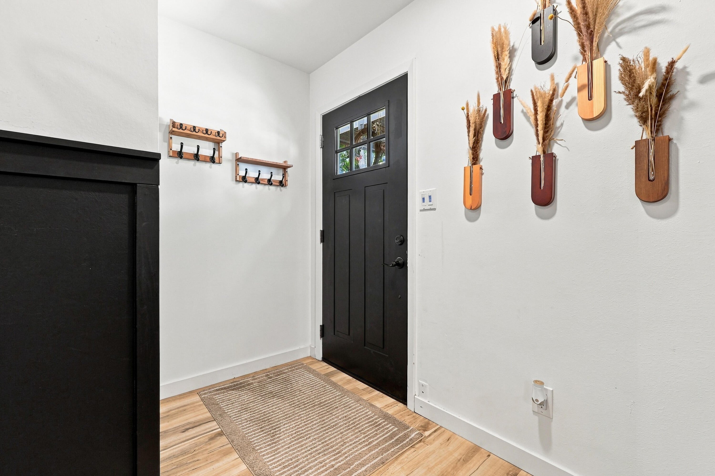 PORT DIXIE ALL OF LOTS 21 22 & E1/2 - Residential
