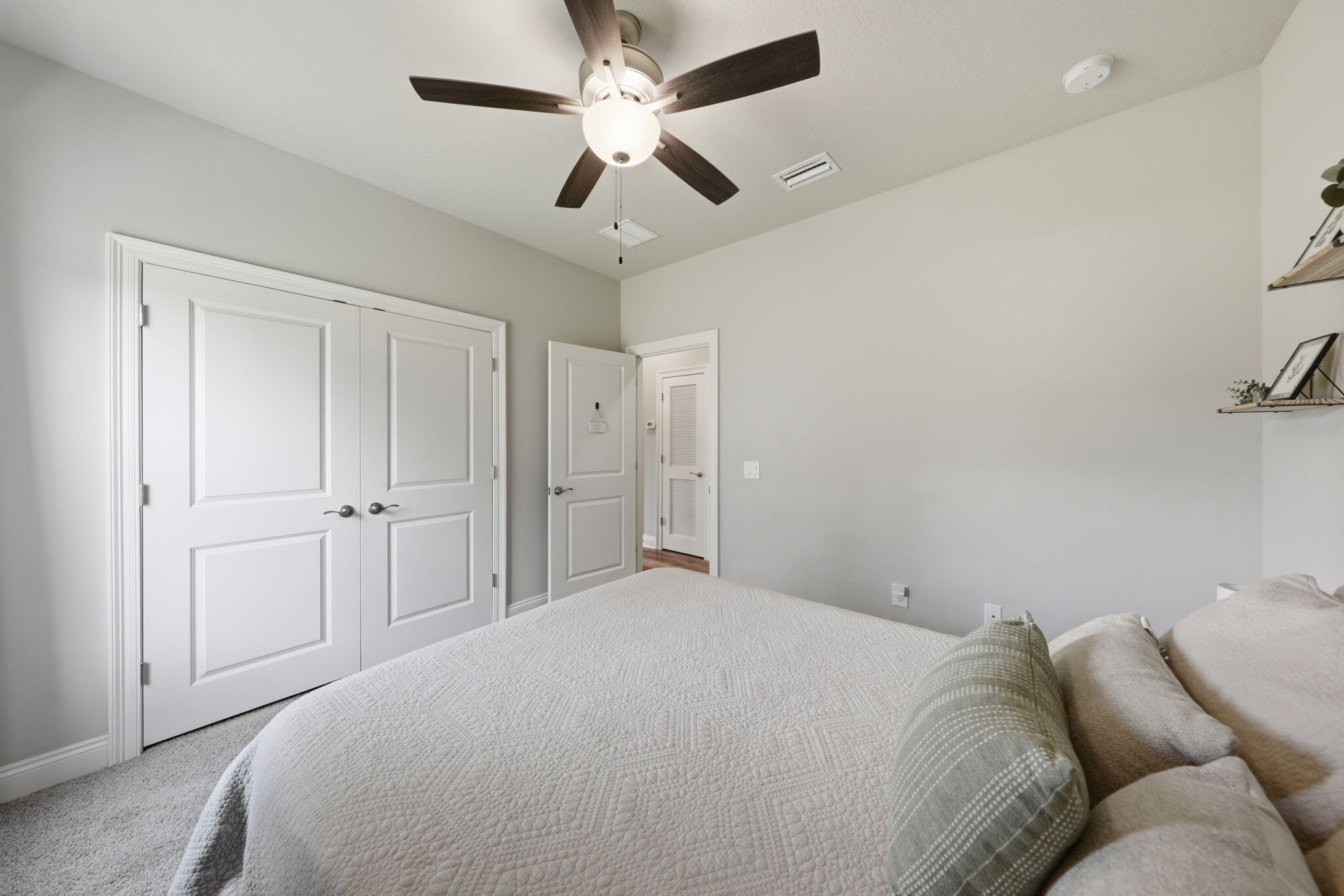 LOVEWOOD - Residential
