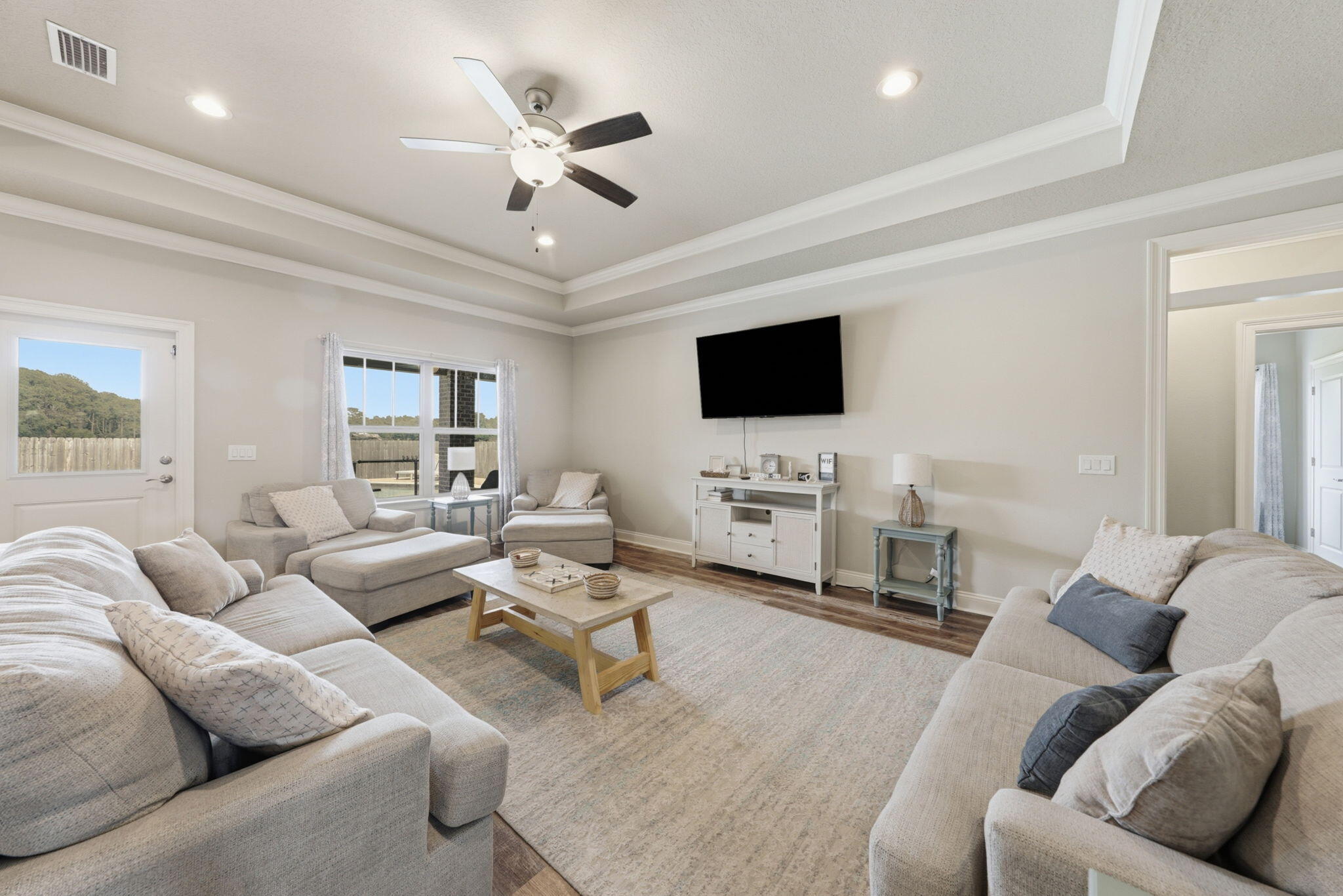 LOVEWOOD - Residential
